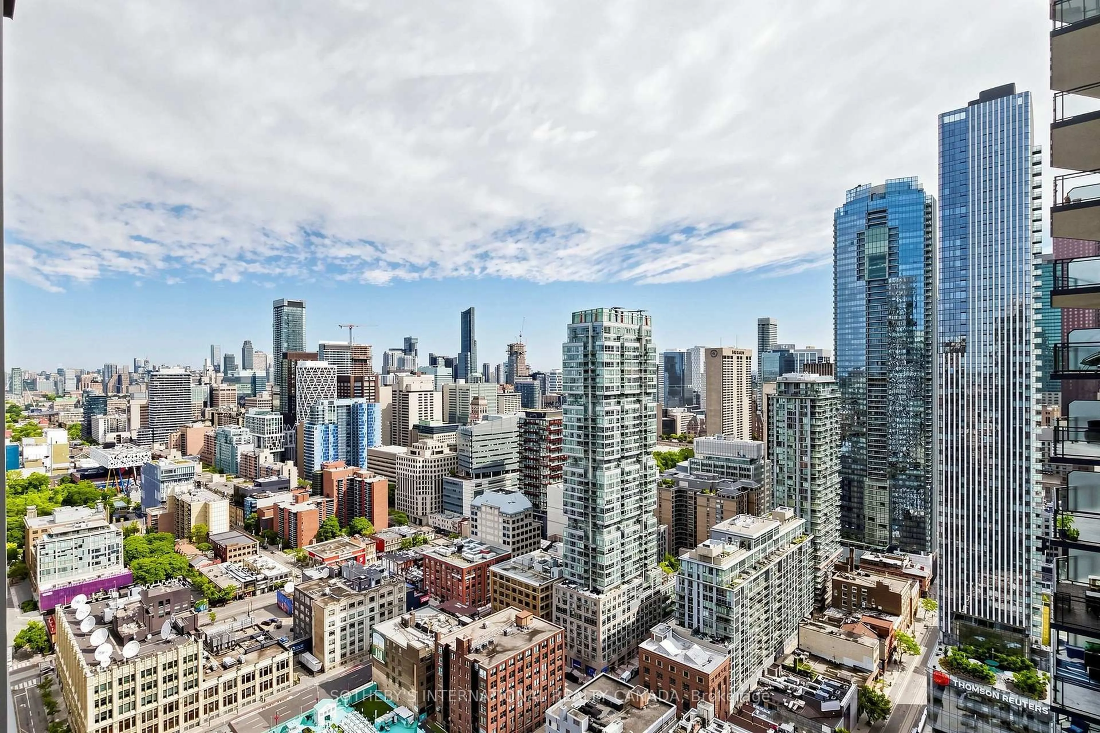 Unknown for 295 Adelaide St #3906, Toronto Ontario M5V 0L4
