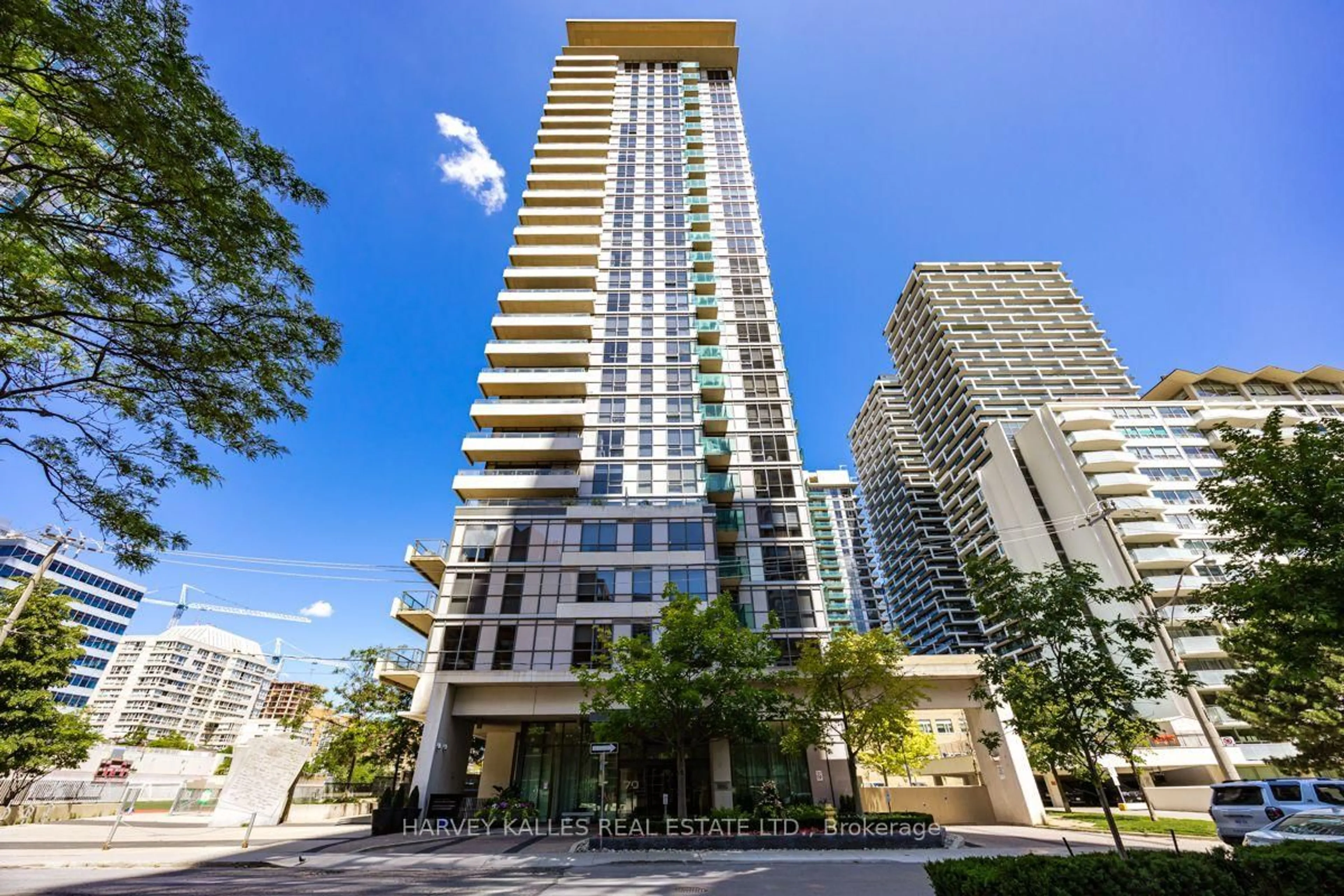 Unknown for 70 Roehampton Ave #813, Toronto Ontario M4P 1R2