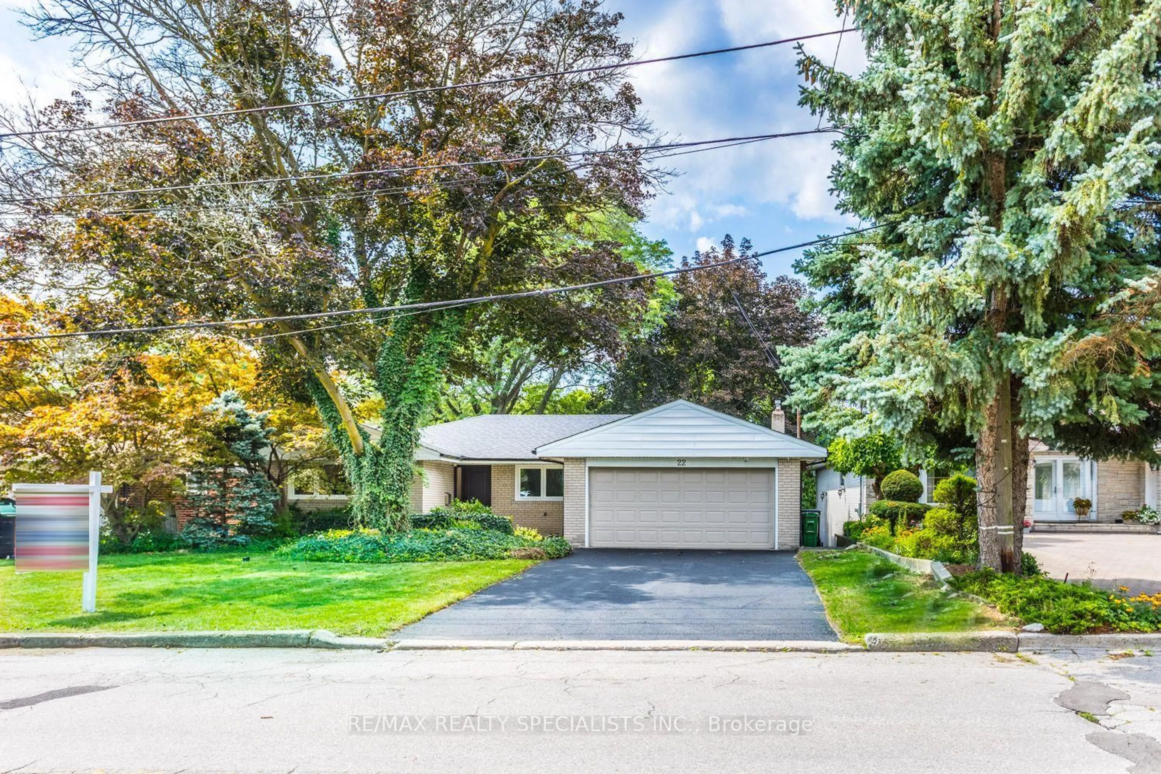 Unknown for 22 Heathview Ave, Toronto Ontario M2K 2C1