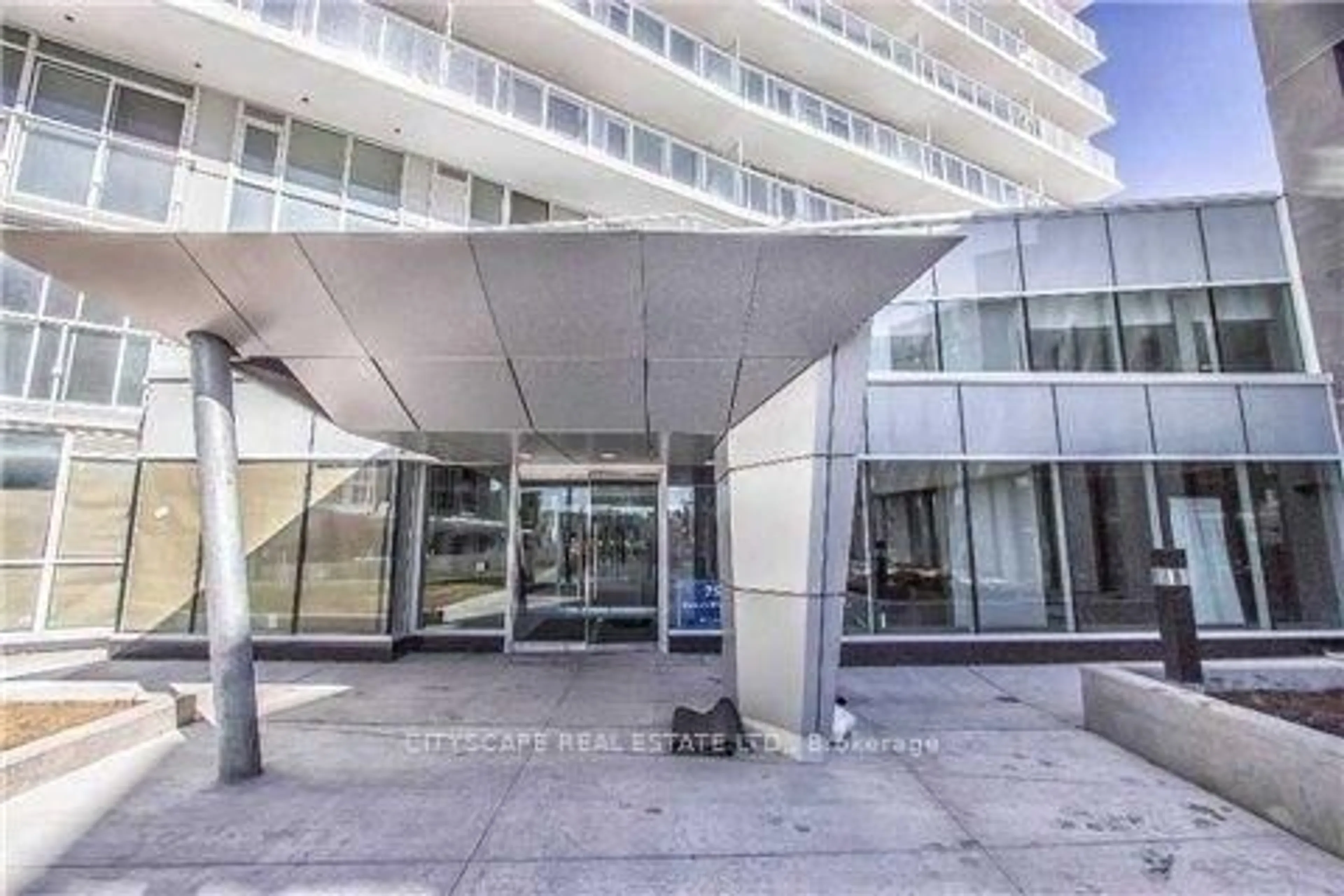 Indoor foyer for 75 Queens Wharf Rd #708, Toronto Ontario M5V 0J8
