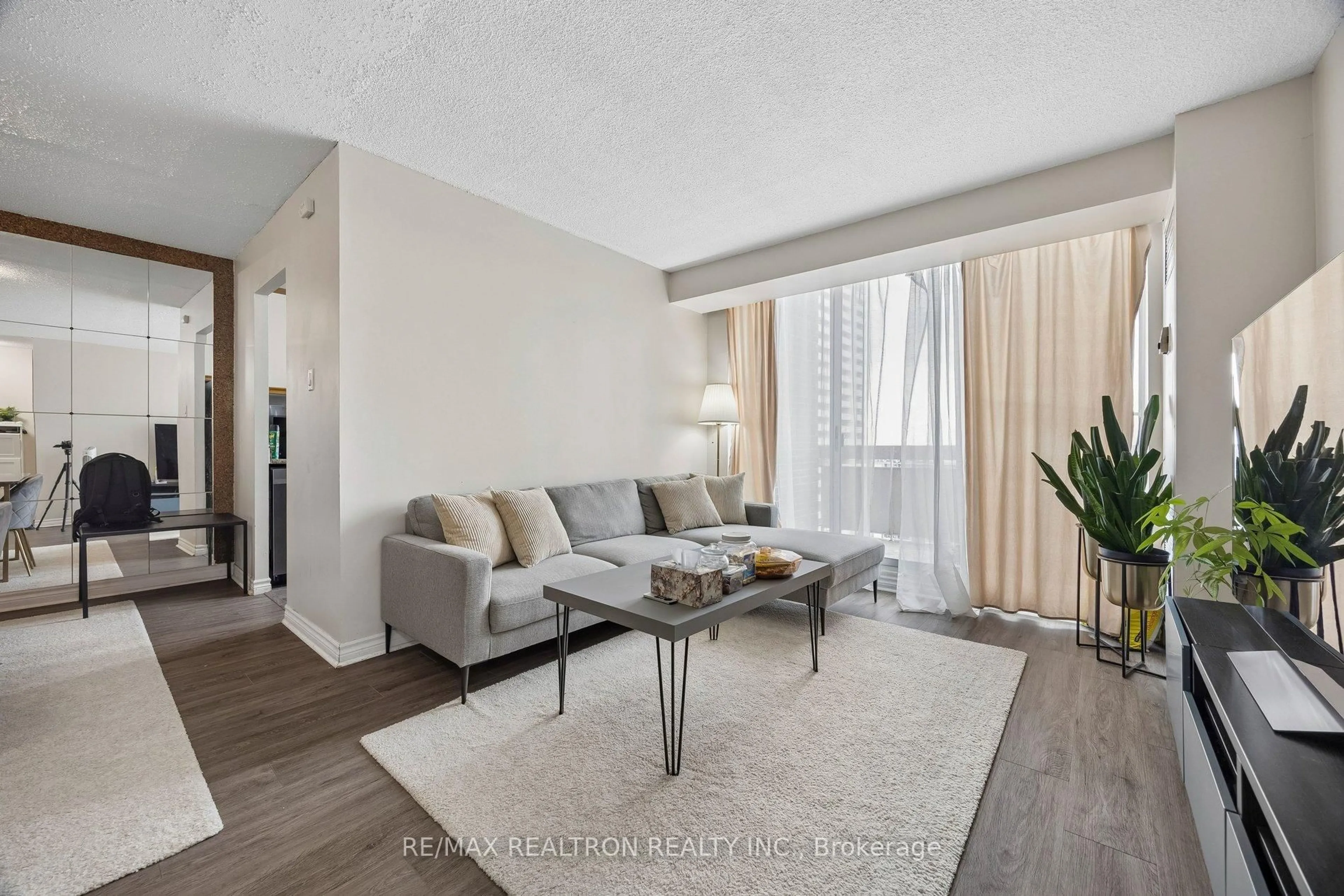 Living room with furniture, unknown for 205 Hilda Ave #2208, Toronto Ontario M2M 4B1