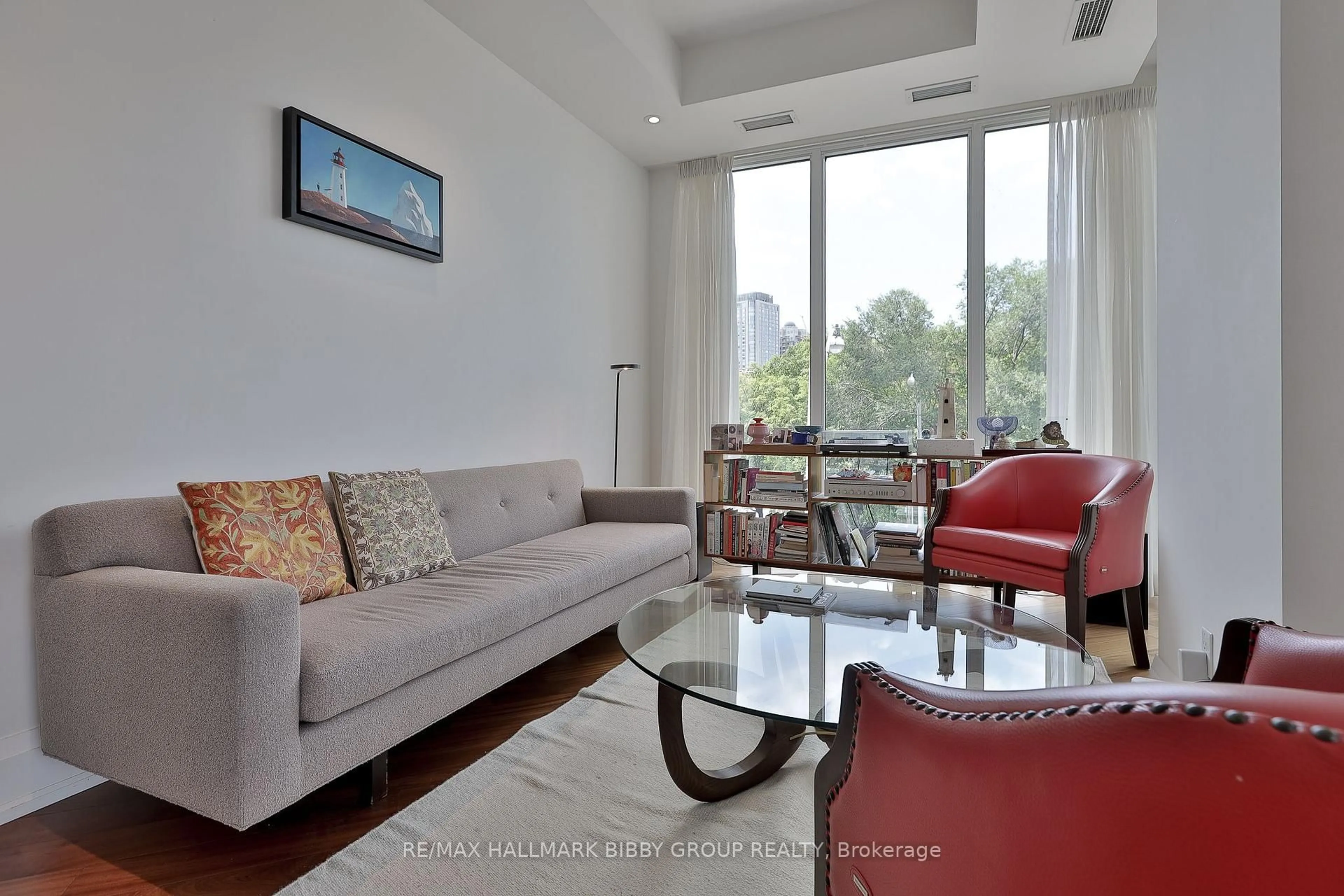 Living room with furniture, unknown for 88 Davenport Rd #308, Toronto Ontario M5R 0A5
