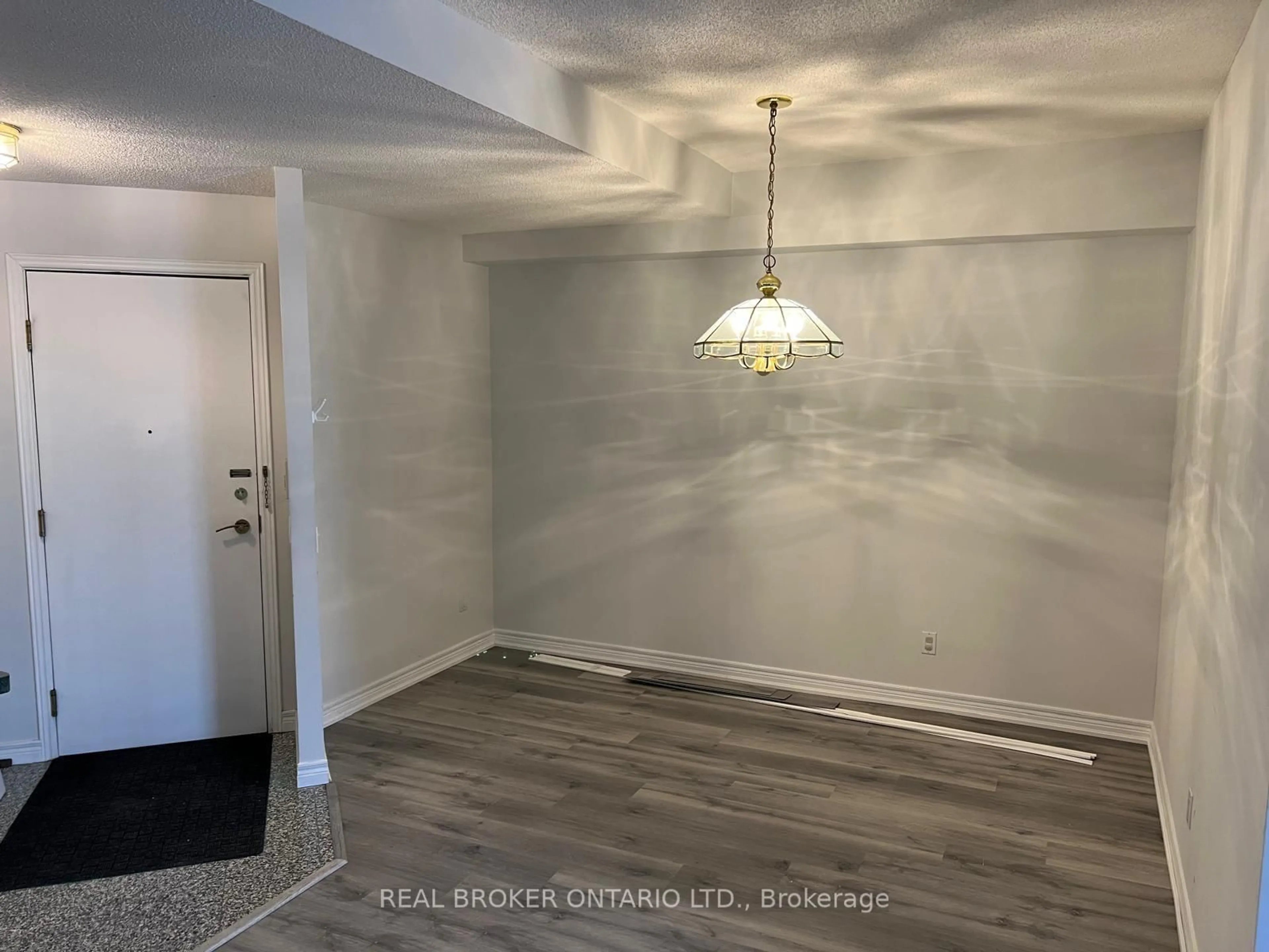 A pic of a room for 152 St Patrick St #1107, Toronto Ontario M5T 3J9