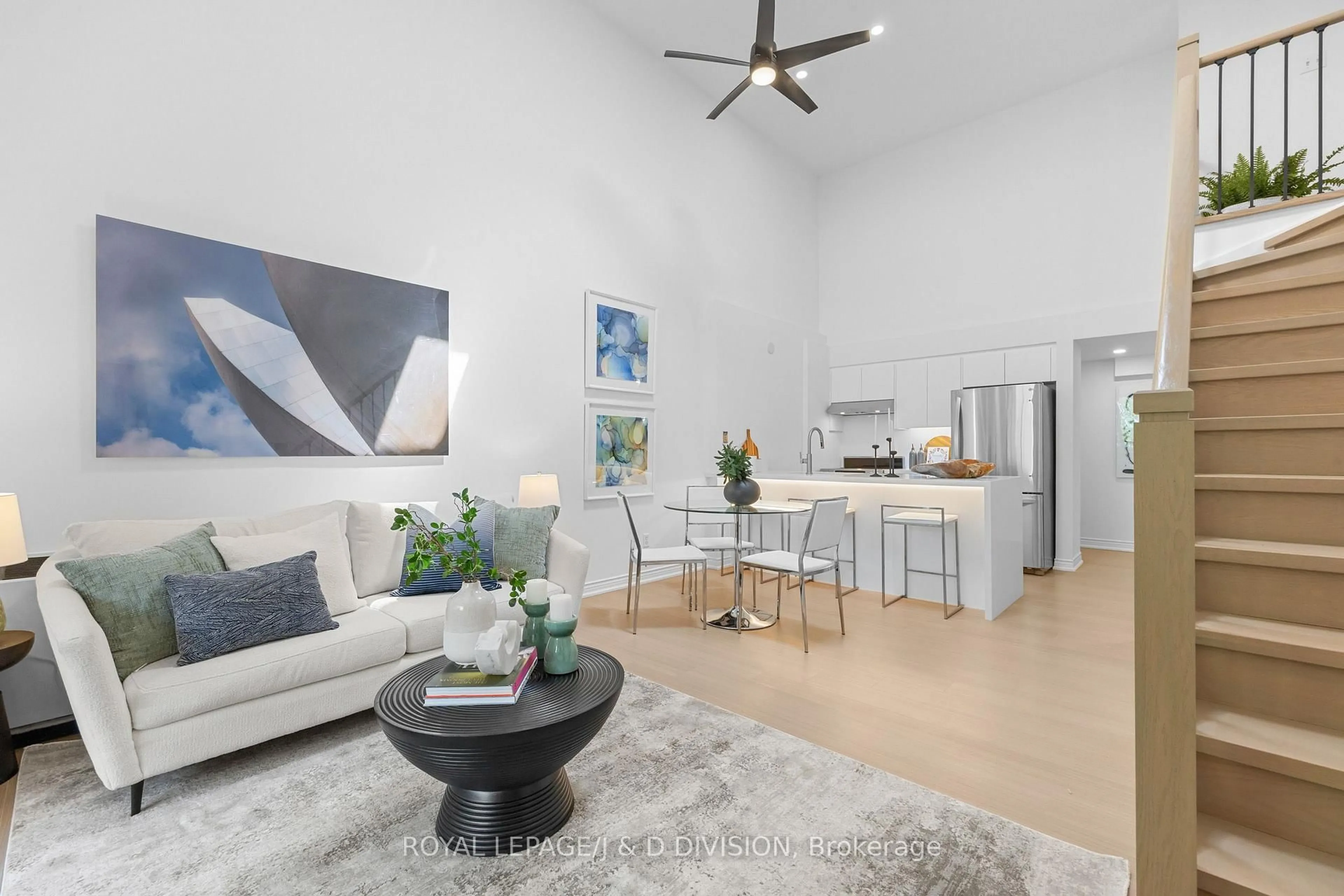 Living room with furniture, unknown for 217 St George St #54, Toronto Ontario M5R 3S7