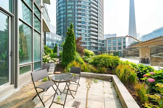 373 Front St #101, Toronto 2