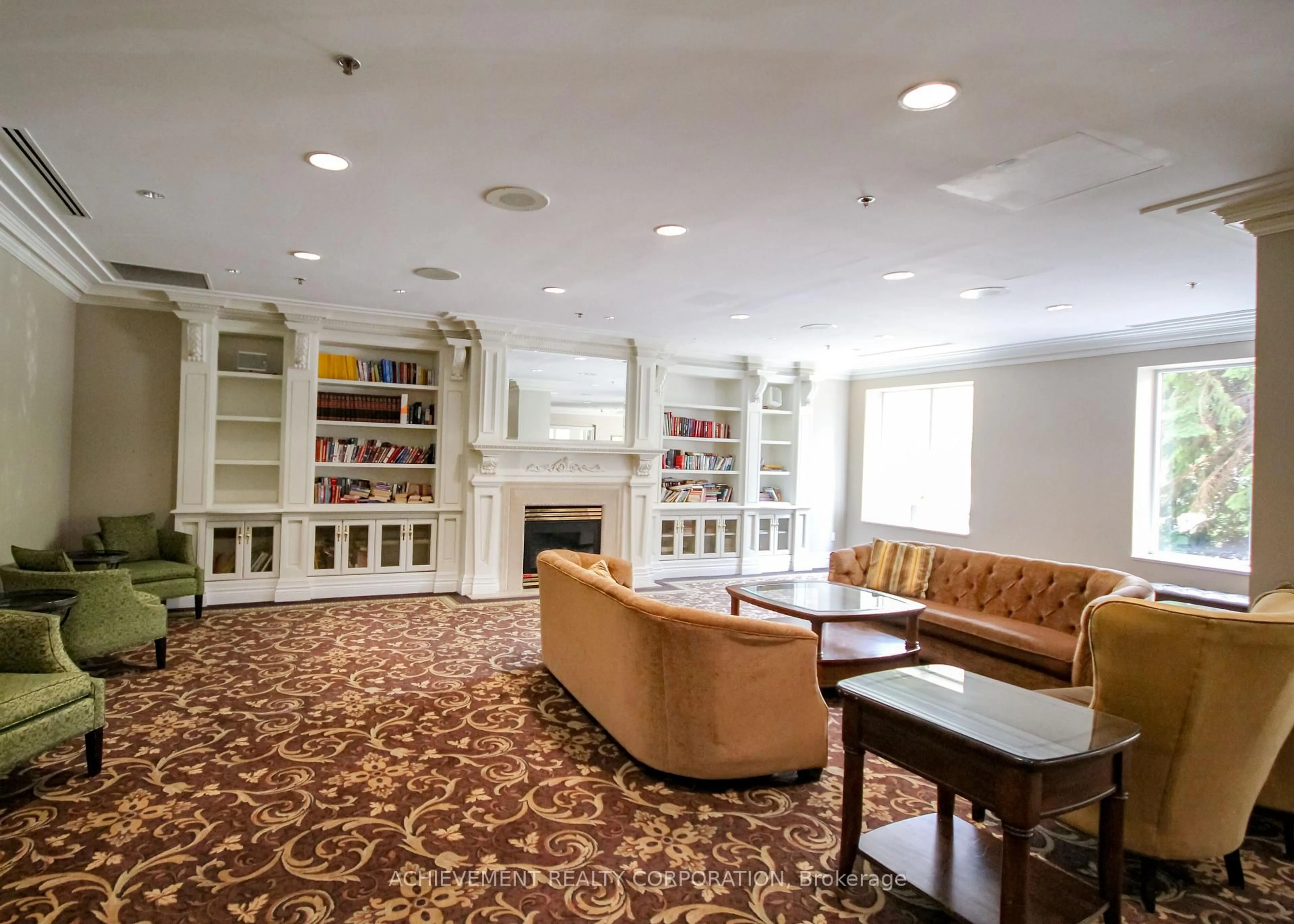 Lobby for 18 Sommerset Way #1016, Toronto Ontario M2N 6X5