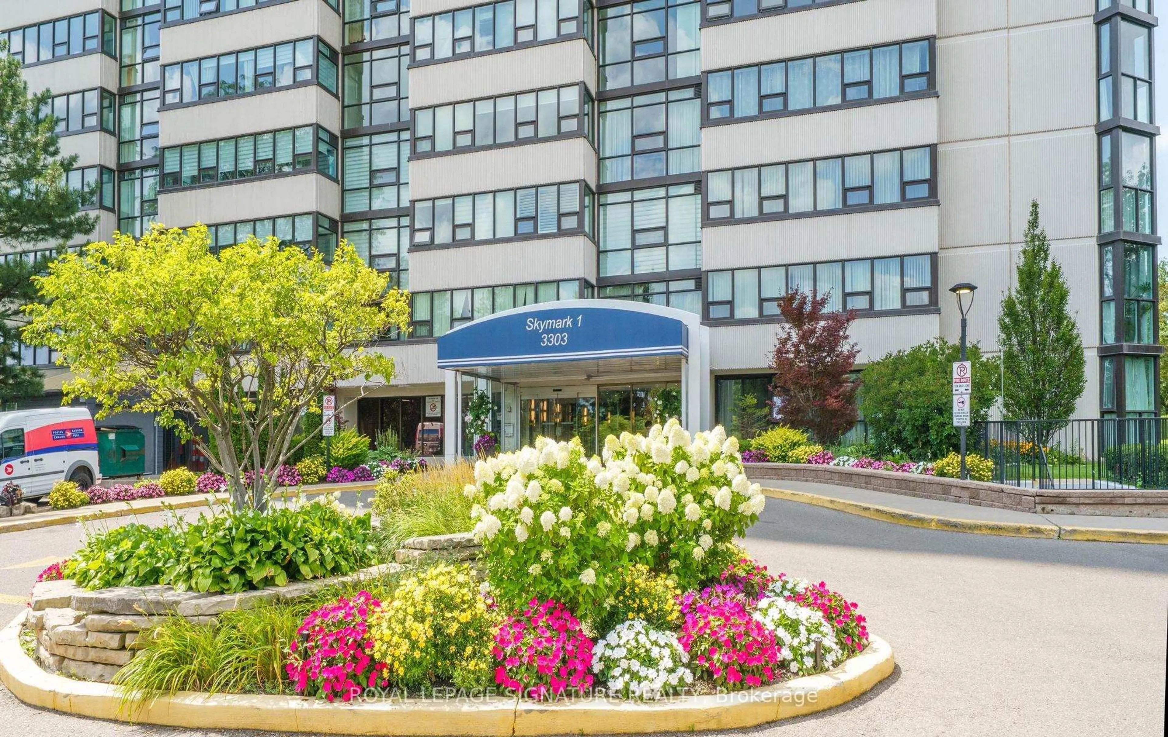 Unknown for 3303 Don Mills Rd #1703, Toronto Ontario M2J 4T6