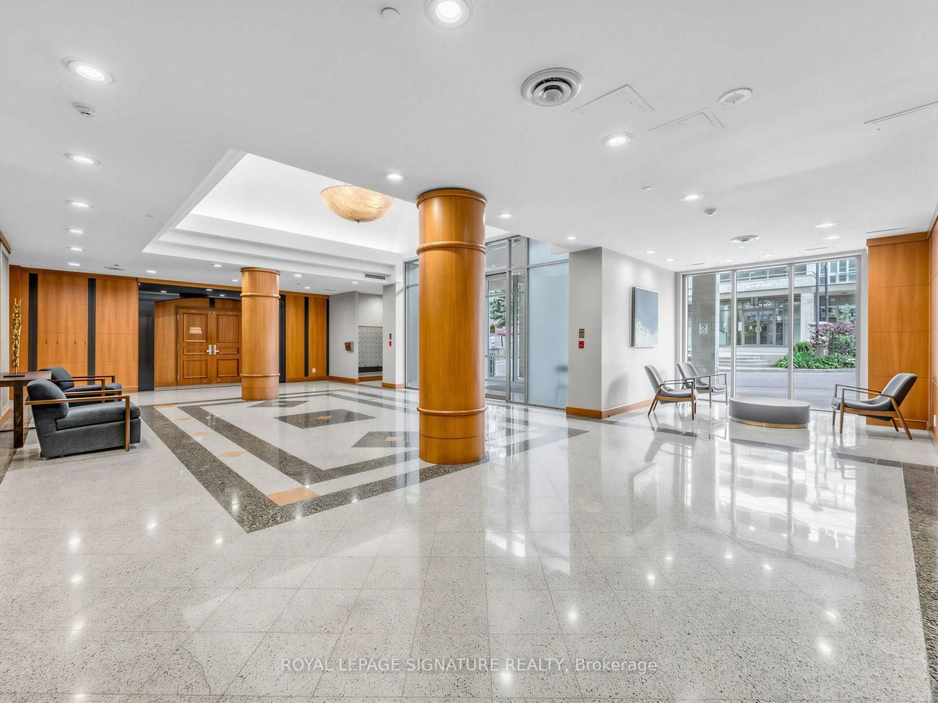 Lobby for 256 Doris Ave #1711, Toronto Ontario N2N 6X8