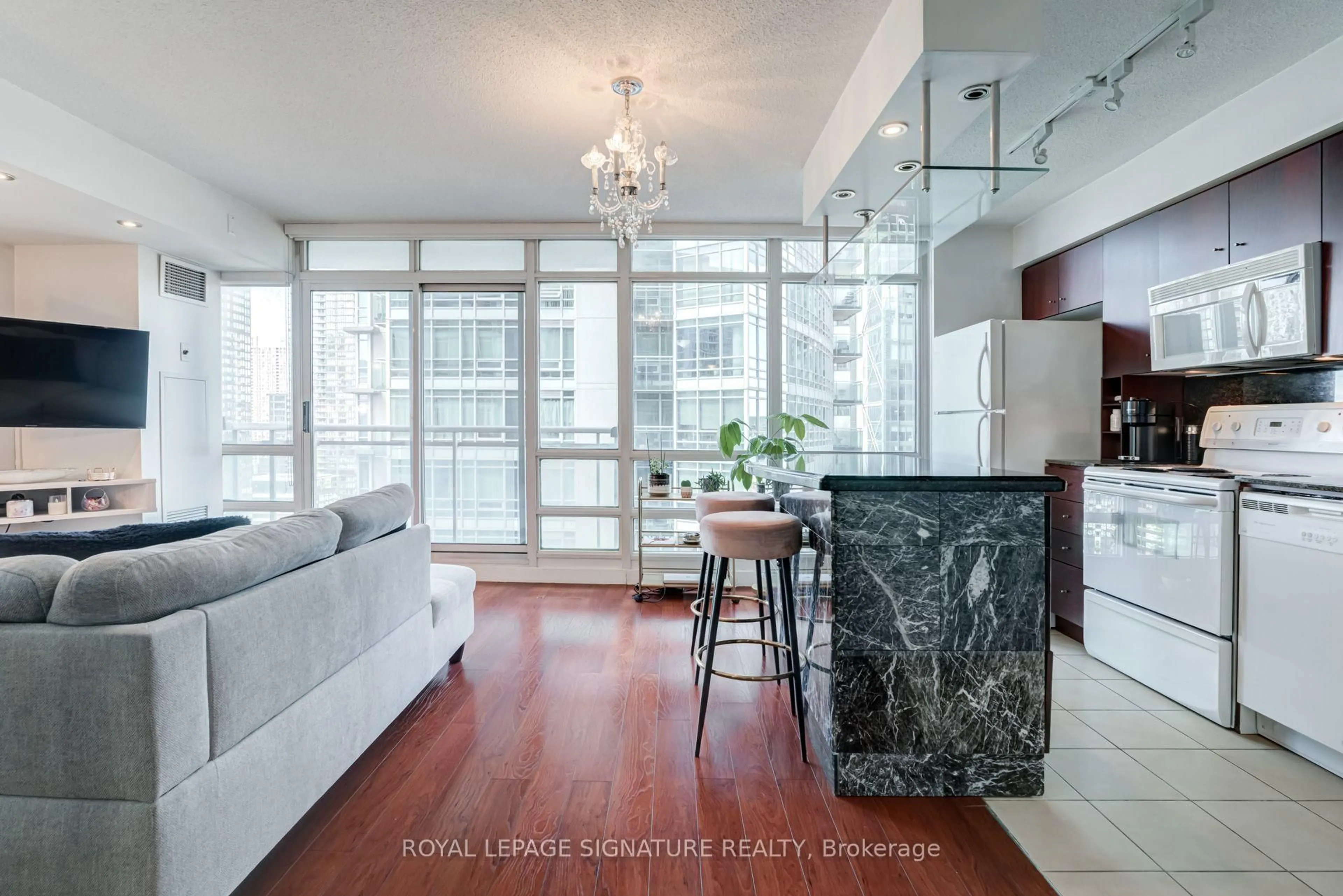 Open concept kitchen, unknown for 381 Front St #2101, Toronto Ontario M5V 3R8