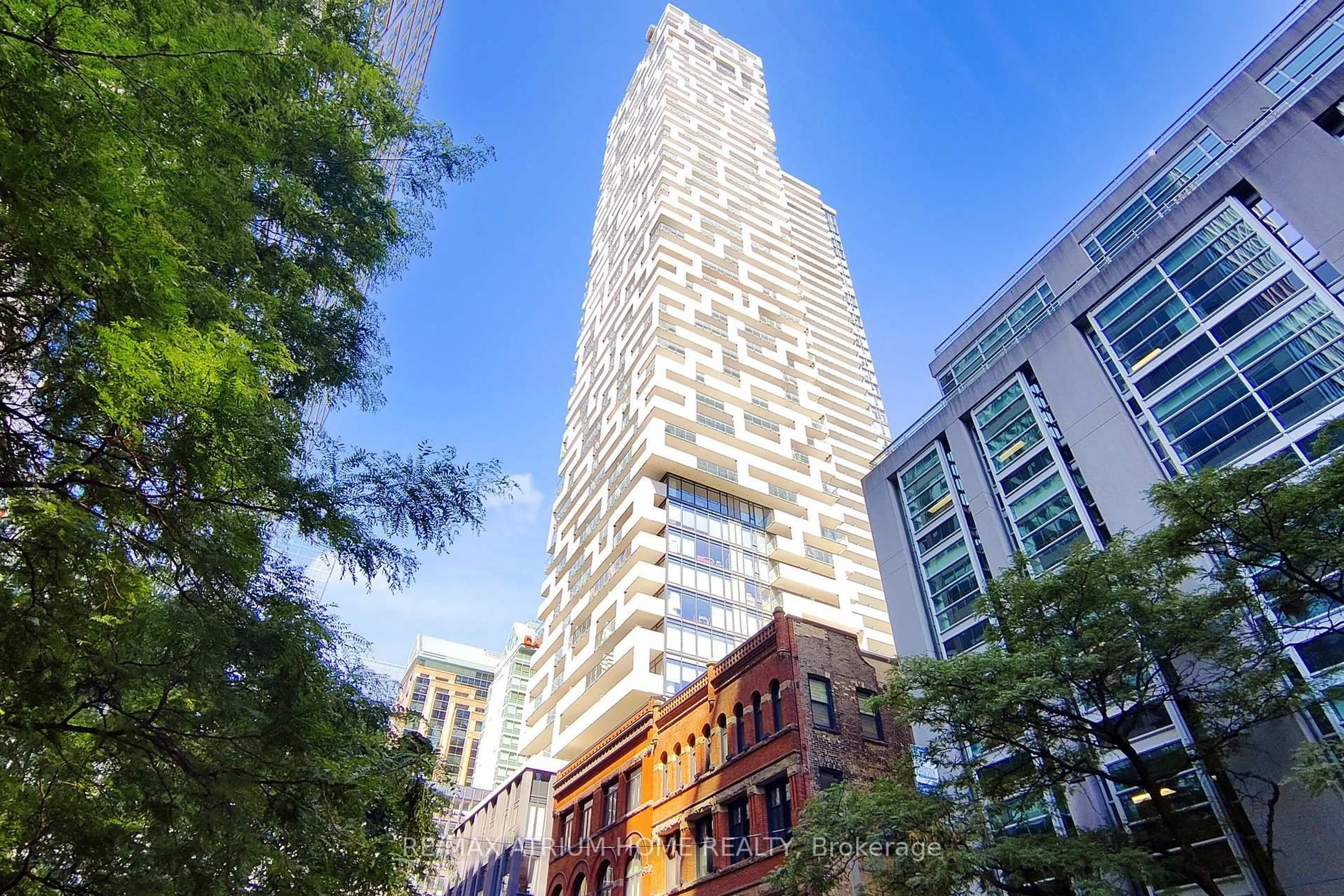 Unknown for 20 LOMBARD St #3505, Toronto Ontario M5C 0A7