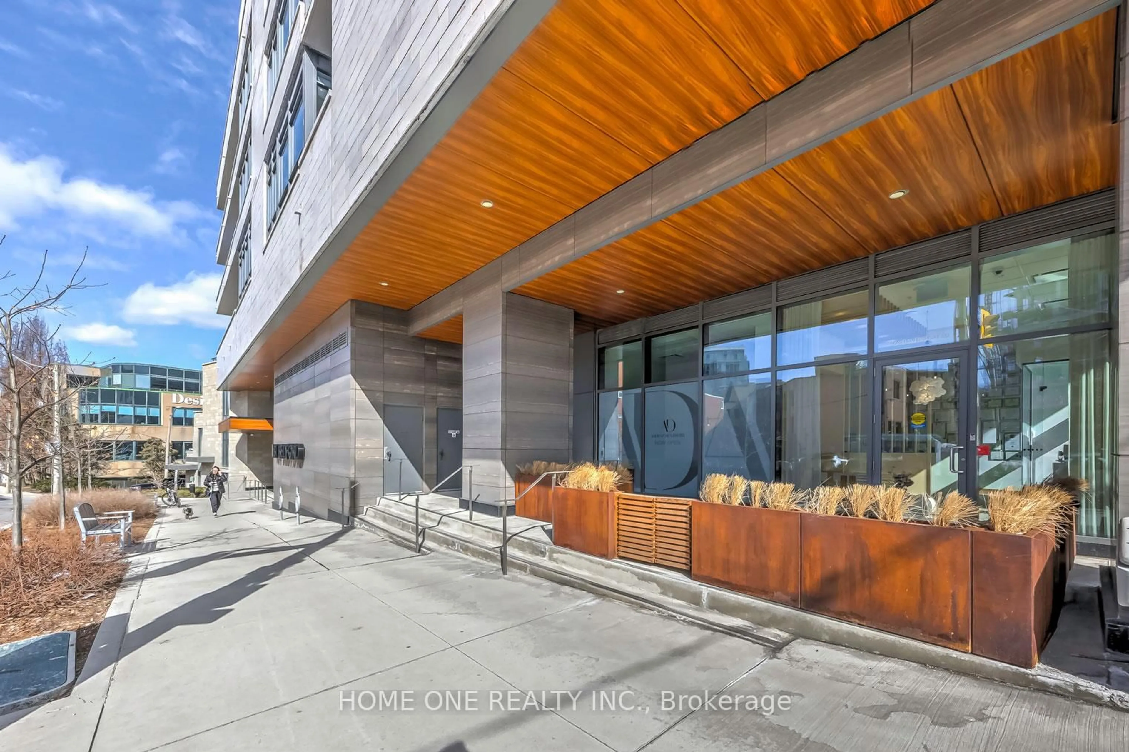Unknown for 181 Bedford Rd #404, Toronto Ontario M5R 0C2