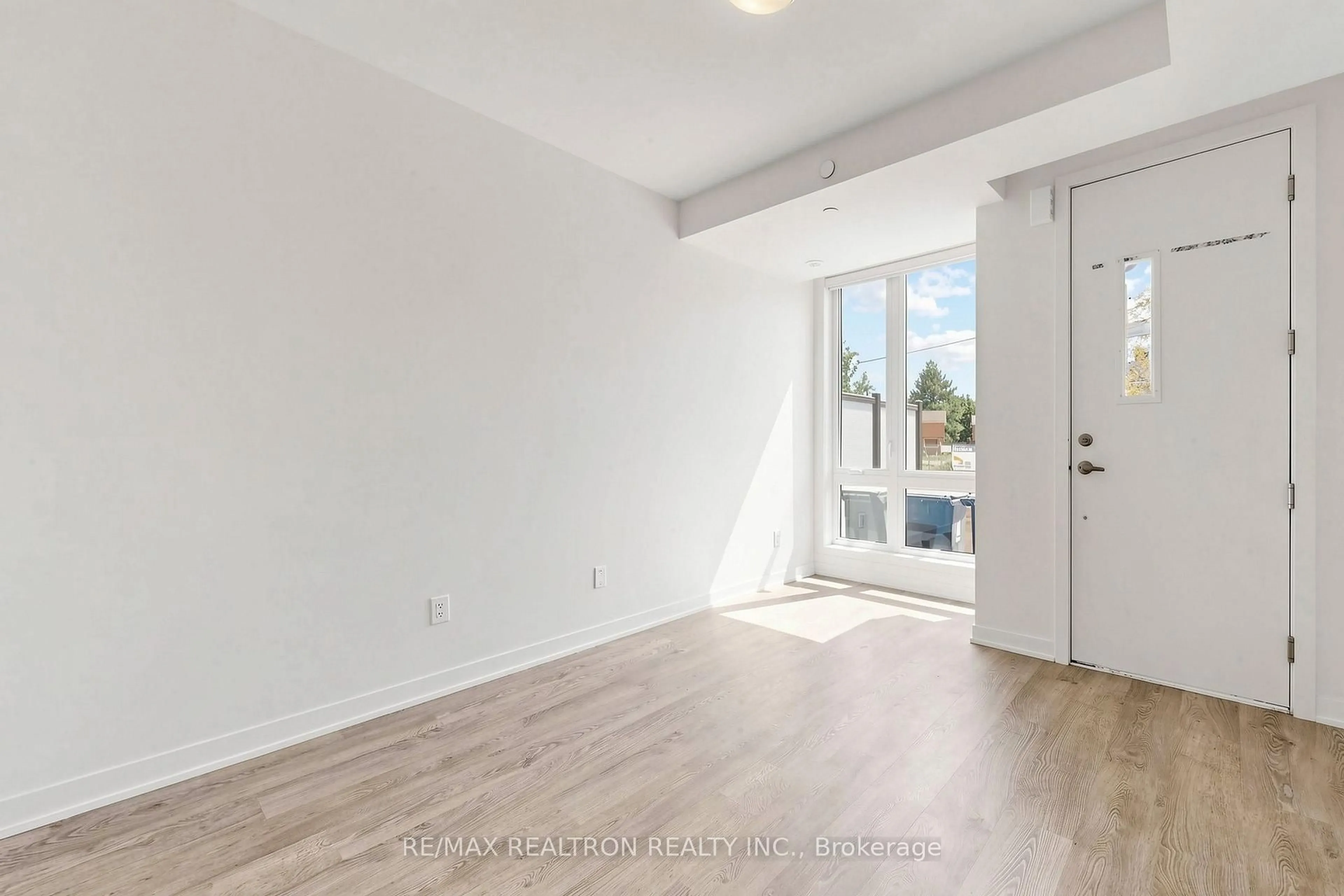A pic of a room for 64 Turtle Island Rd, Toronto Ontario M6A 2M5