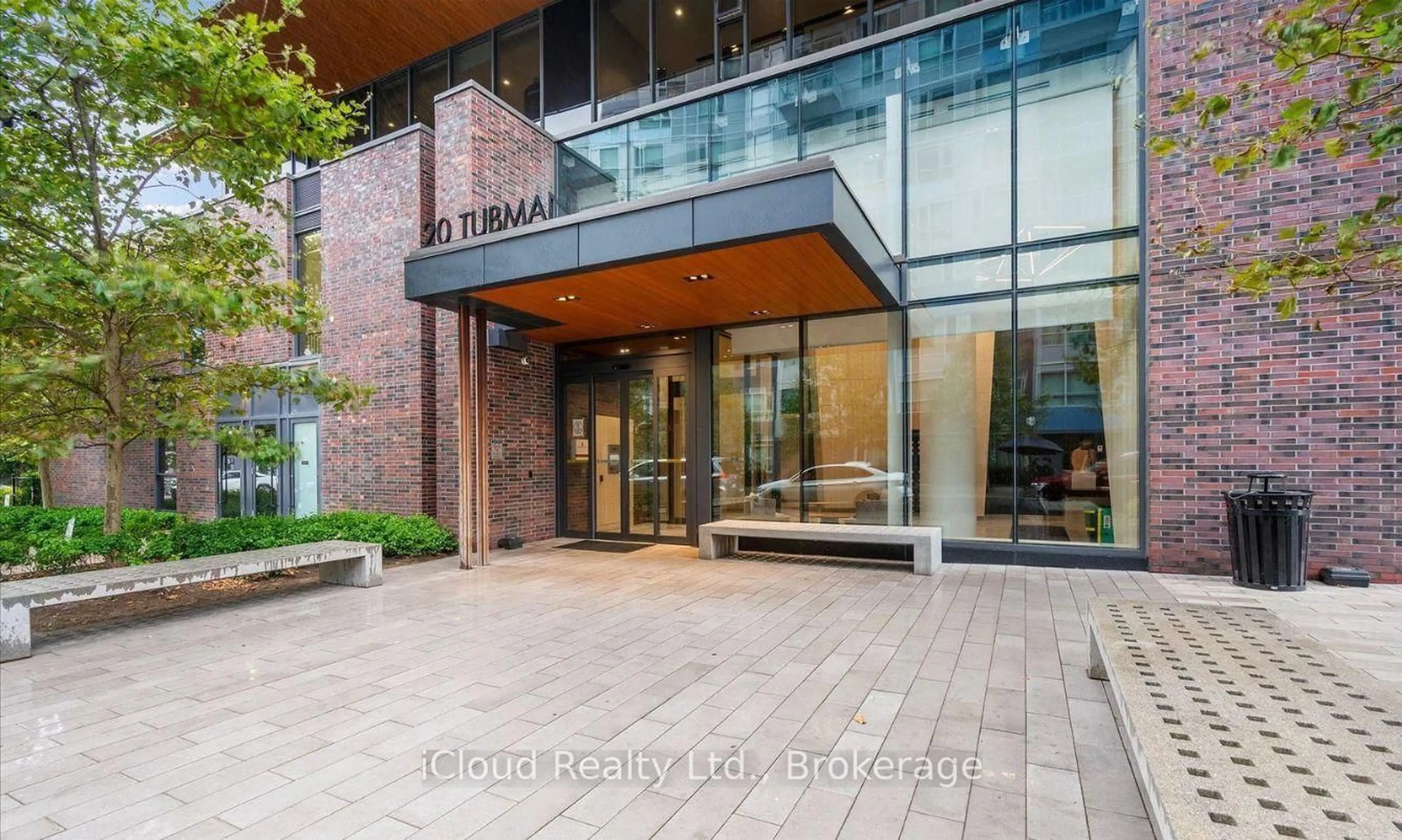 Indoor foyer for 20 Tubman Ave #1906, Toronto Ontario M5A 0M5