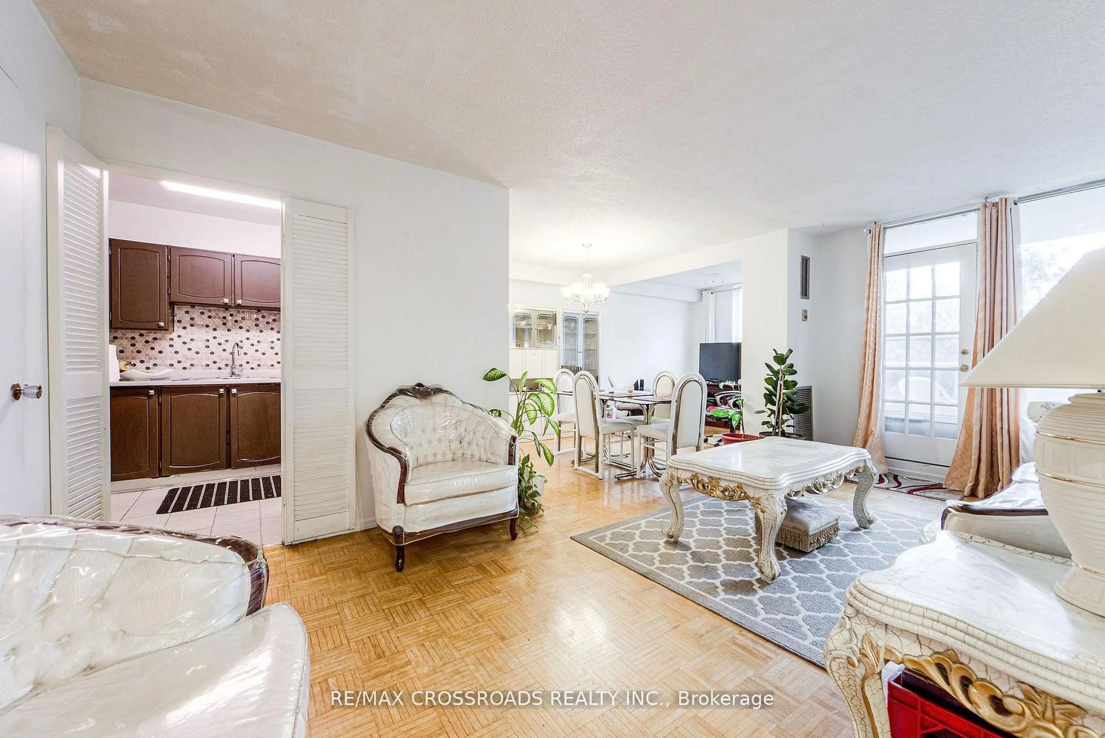 Living room with furniture, unknown for 5 Shady Gfwy #205, Toronto Ontario M3C 3A5