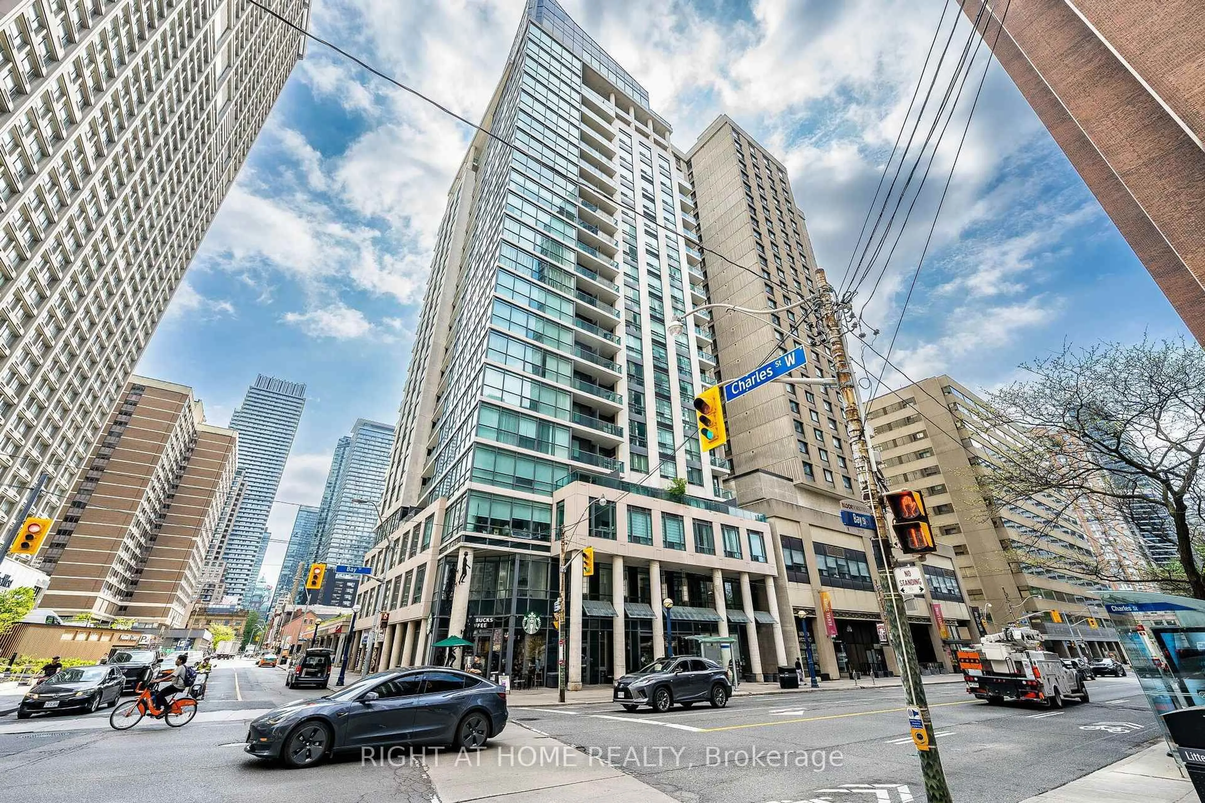 Unknown for 1121 Bay St #1106, Toronto Ontario M5S 3L9