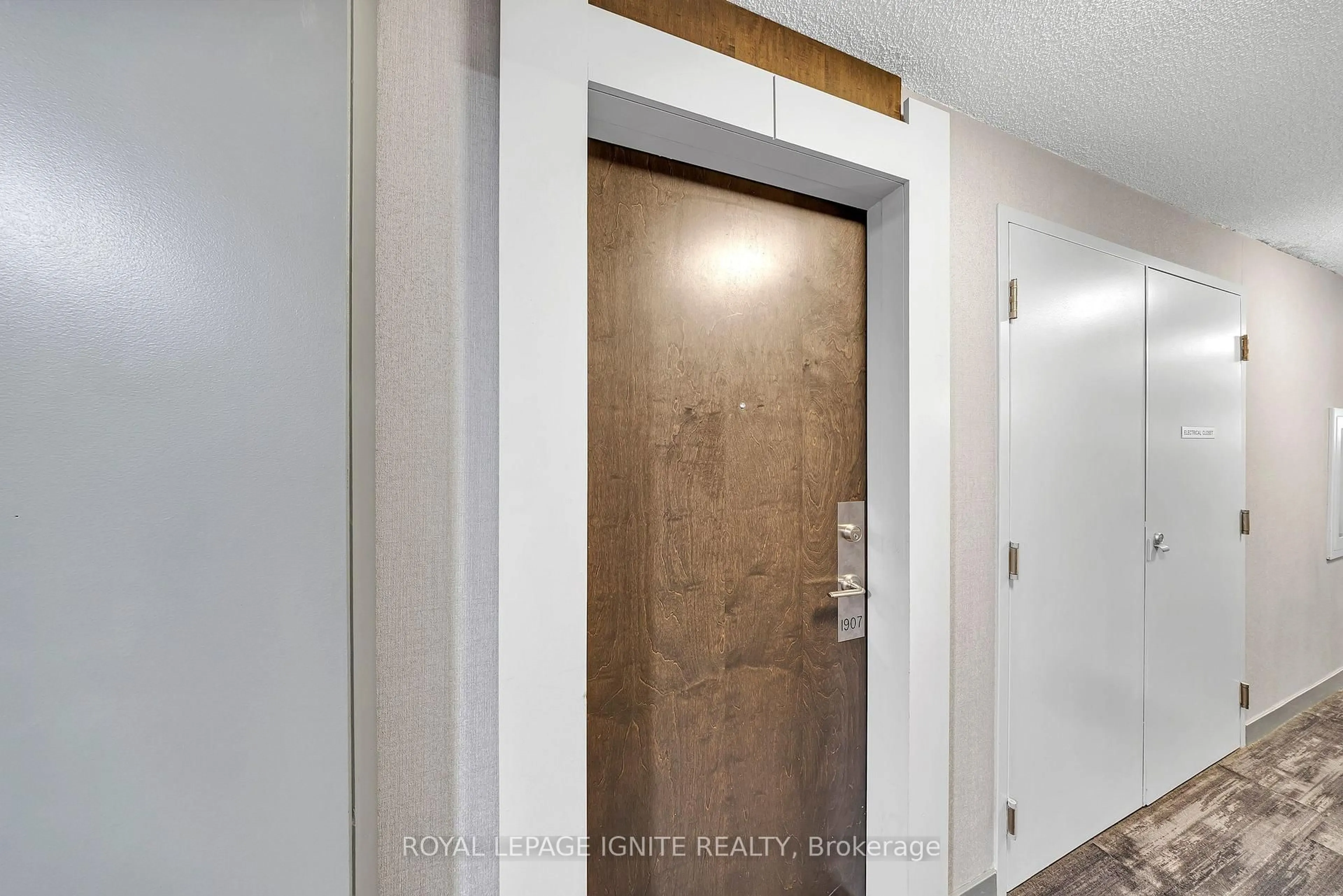 Indoor entryway for 50 Lynn Williams St #1907, Toronto Ontario M6K 3R9