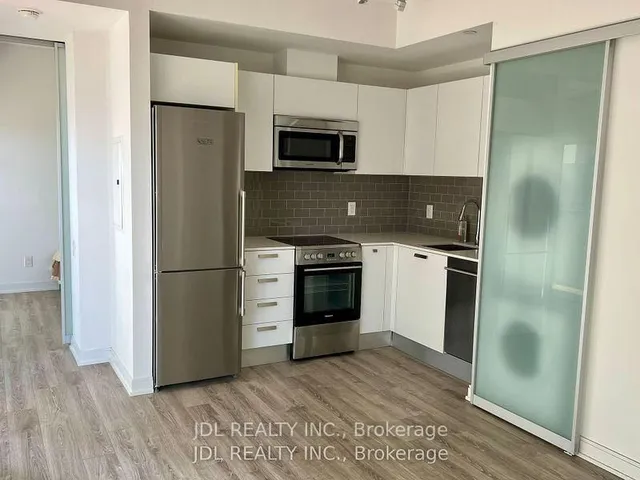 42 Charles St #3609, Toronto 2