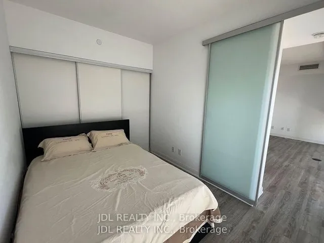 42 Charles St #3609, Toronto 5