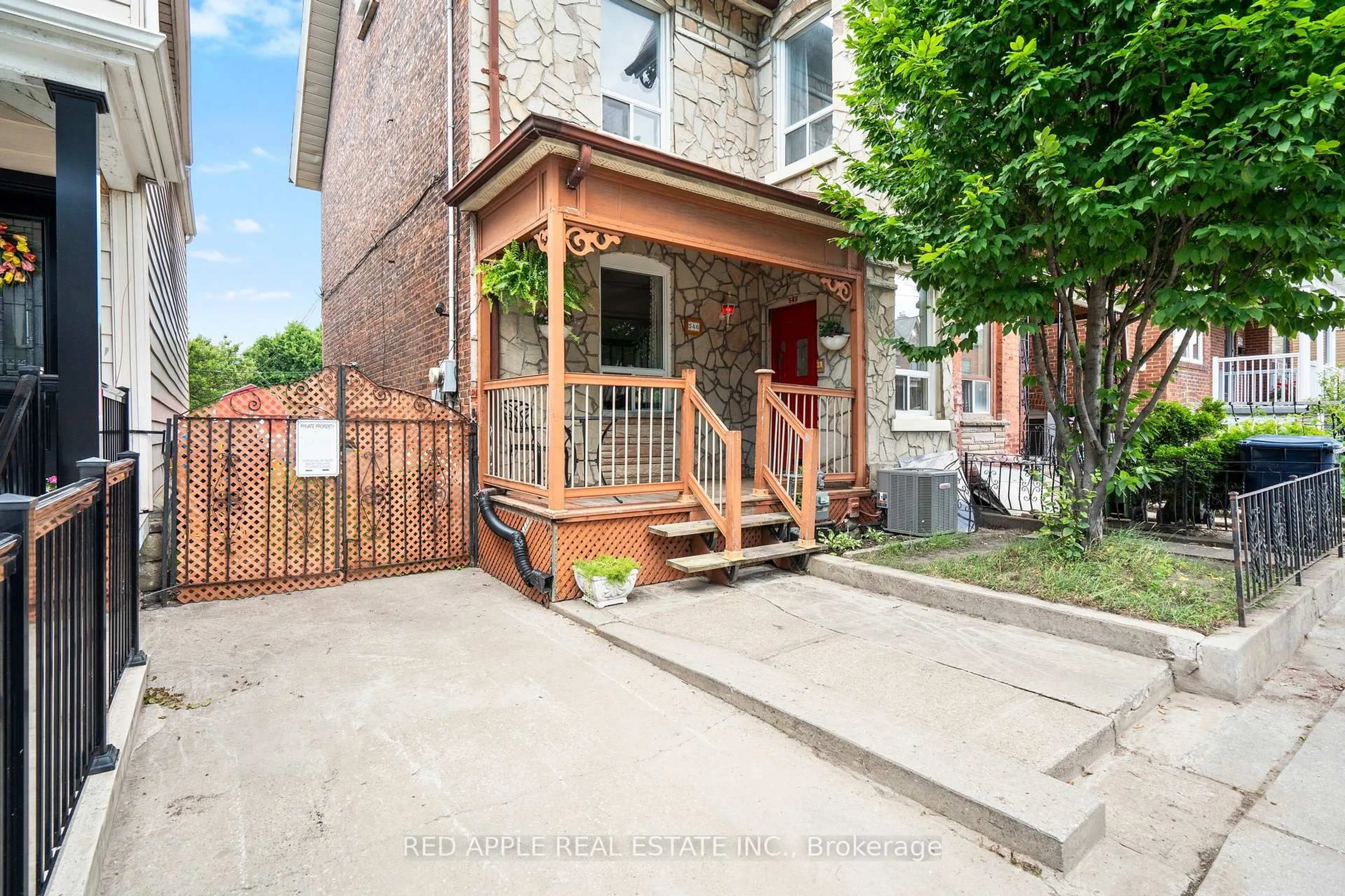 Unknown for 546 Dufferin St, Toronto Ontario M6K 2A7