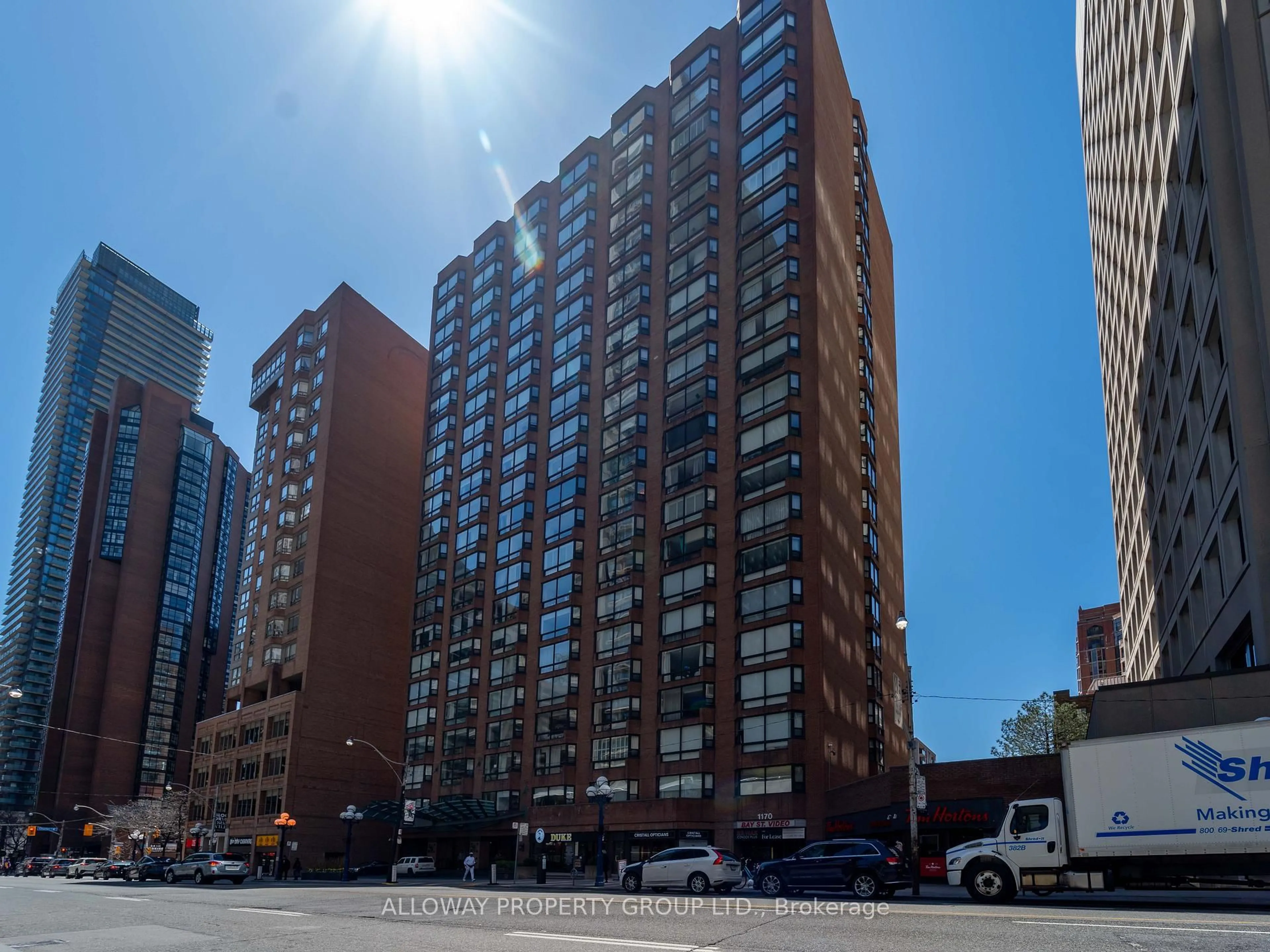 Unknown for 1166 Bay St #1305, Toronto Ontario M5S 2X8