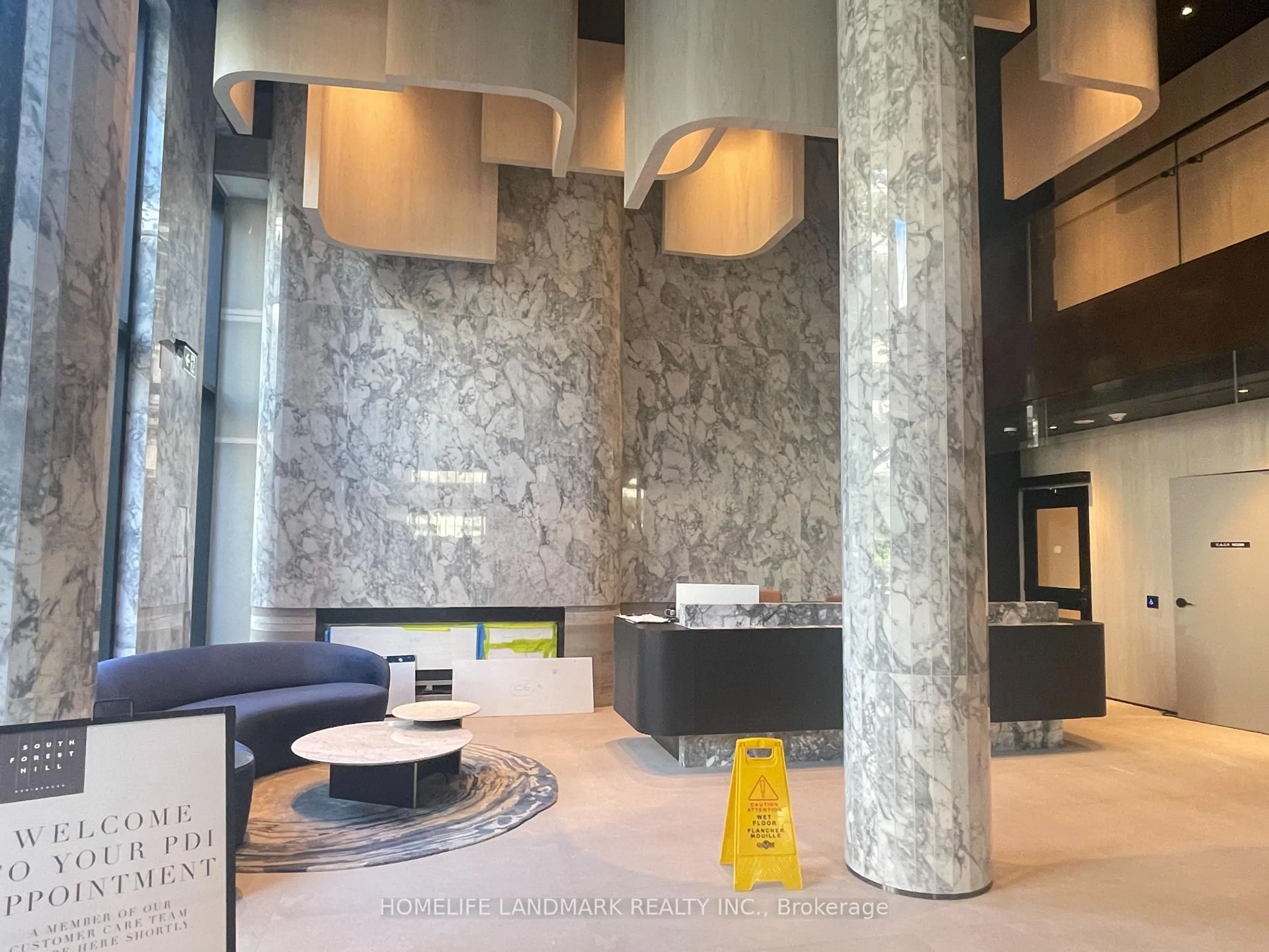 Lobby for 91 Montclair Ave #1512, Toronto Ontario M5P 0B1
