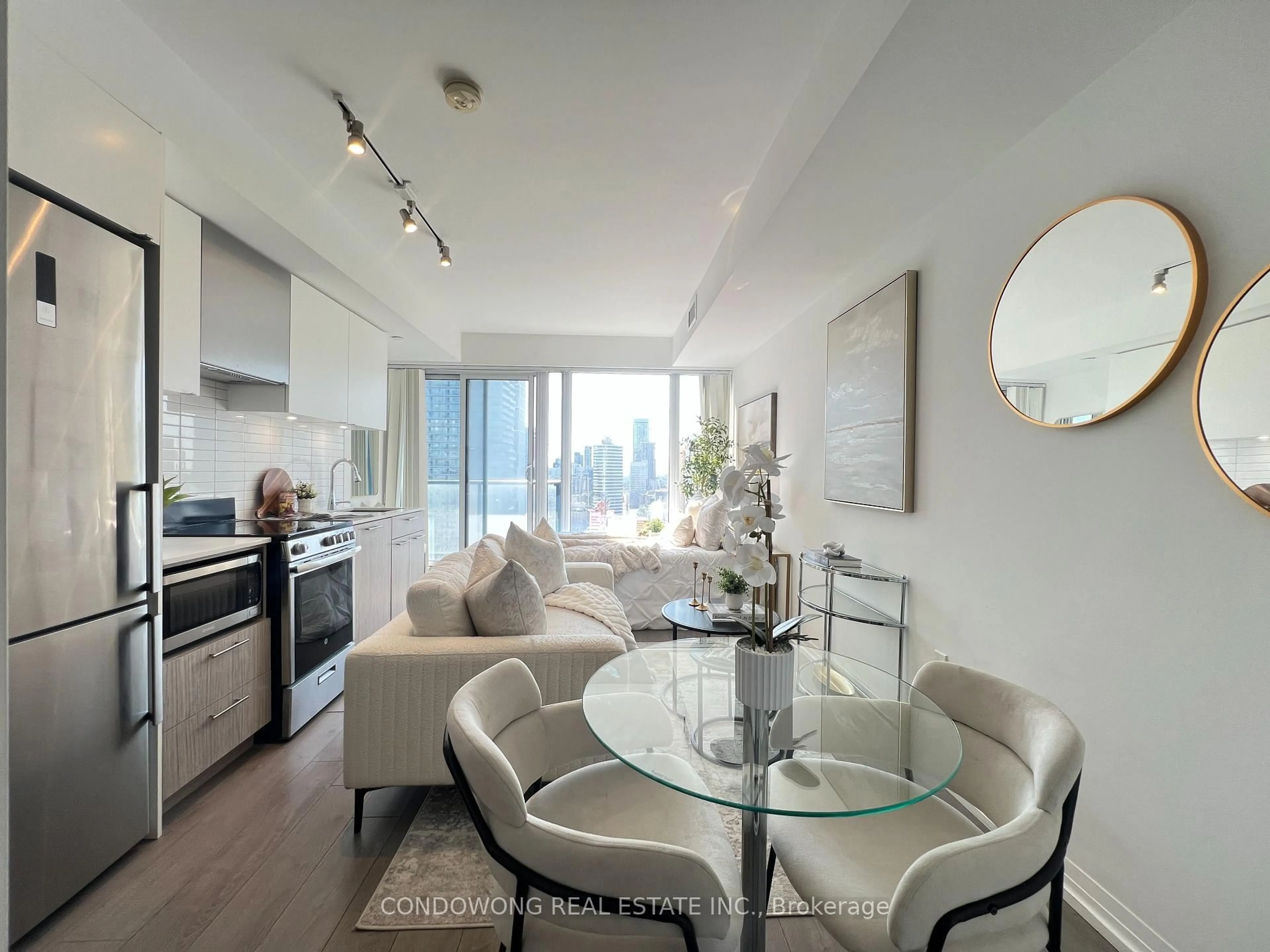 A pic of a room for 251 Jarvis St #3007, Toronto Ontario M5B 0C3