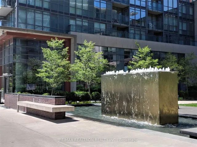 15 Fort York Blvd #4503, Toronto 2