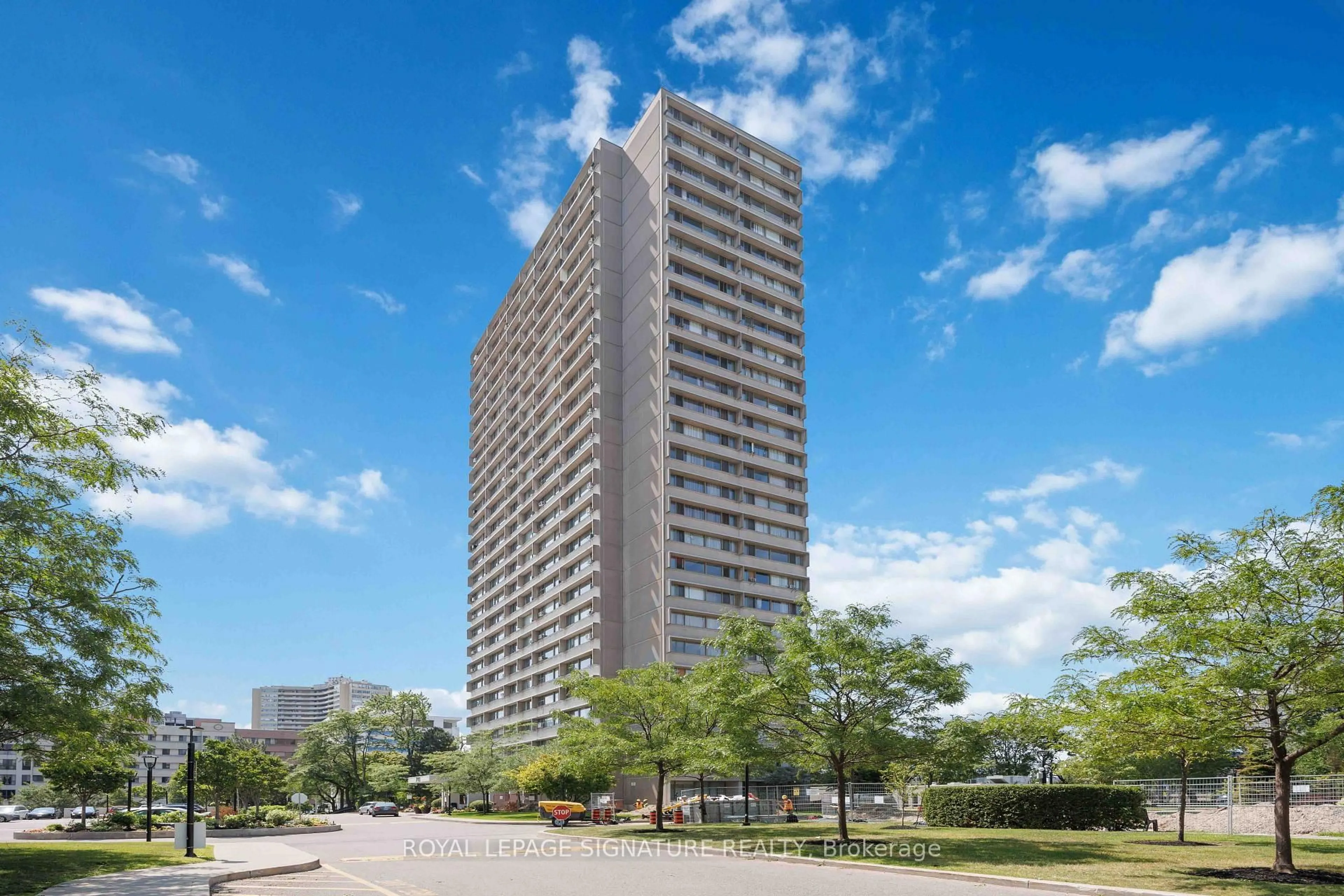 Unknown for 715 Don Mills Rd #2502, Toronto Ontario M3C 1S5