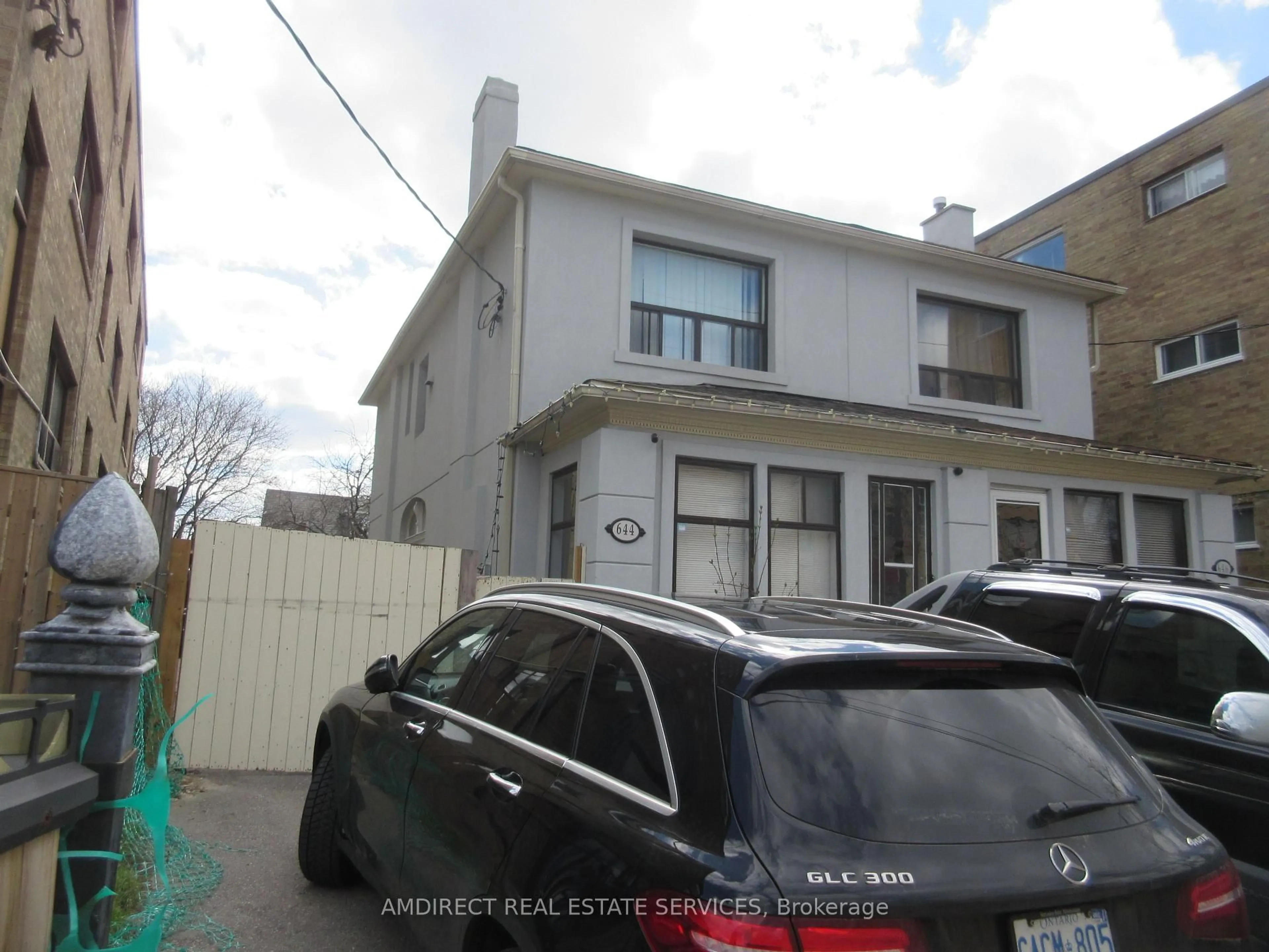 Unknown for 644 Vaughan Rd, Toronto Ontario M6E 2Y3