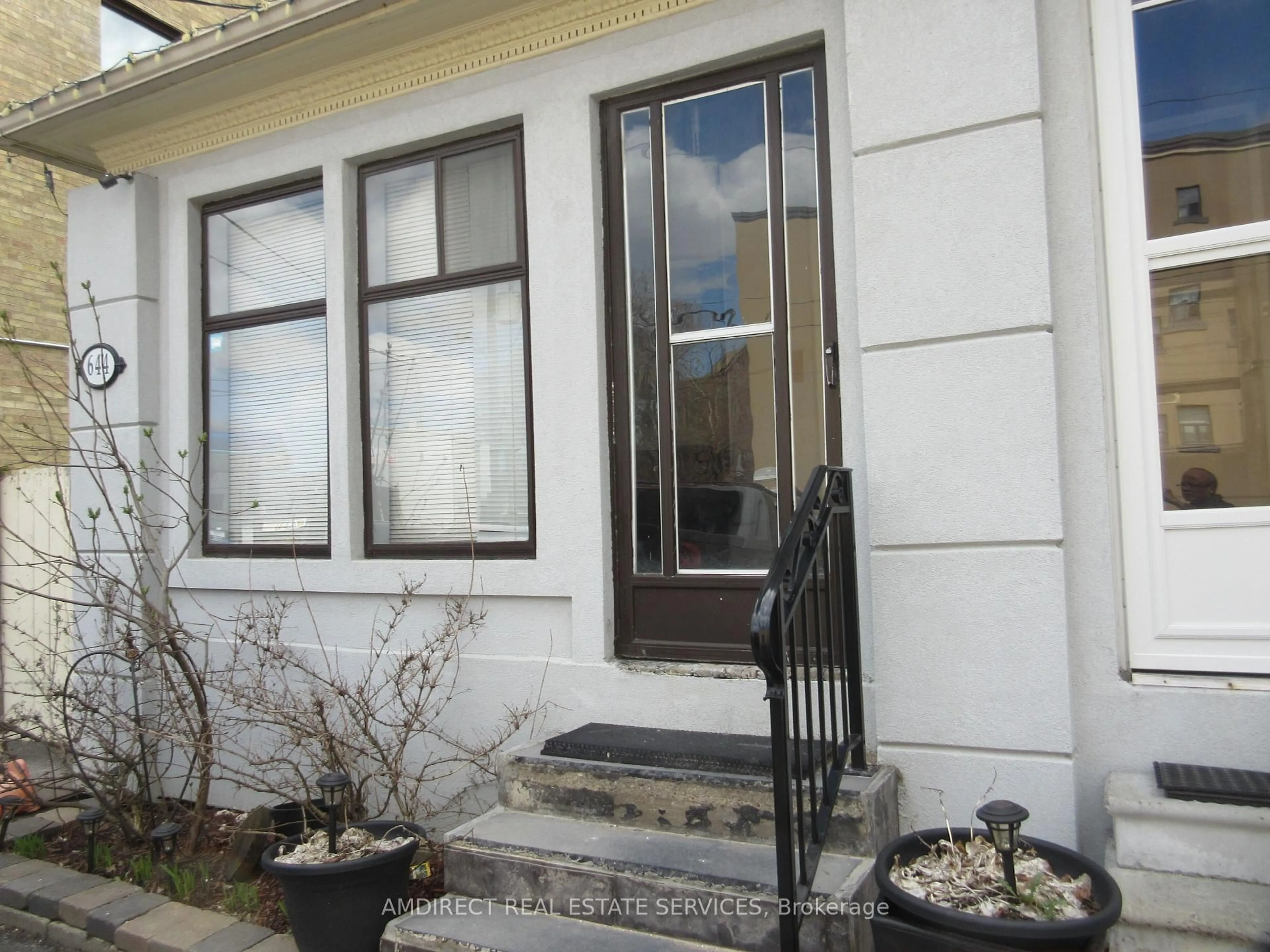 Unknown for 644 Vaughan Rd, Toronto Ontario M6E 2Y3