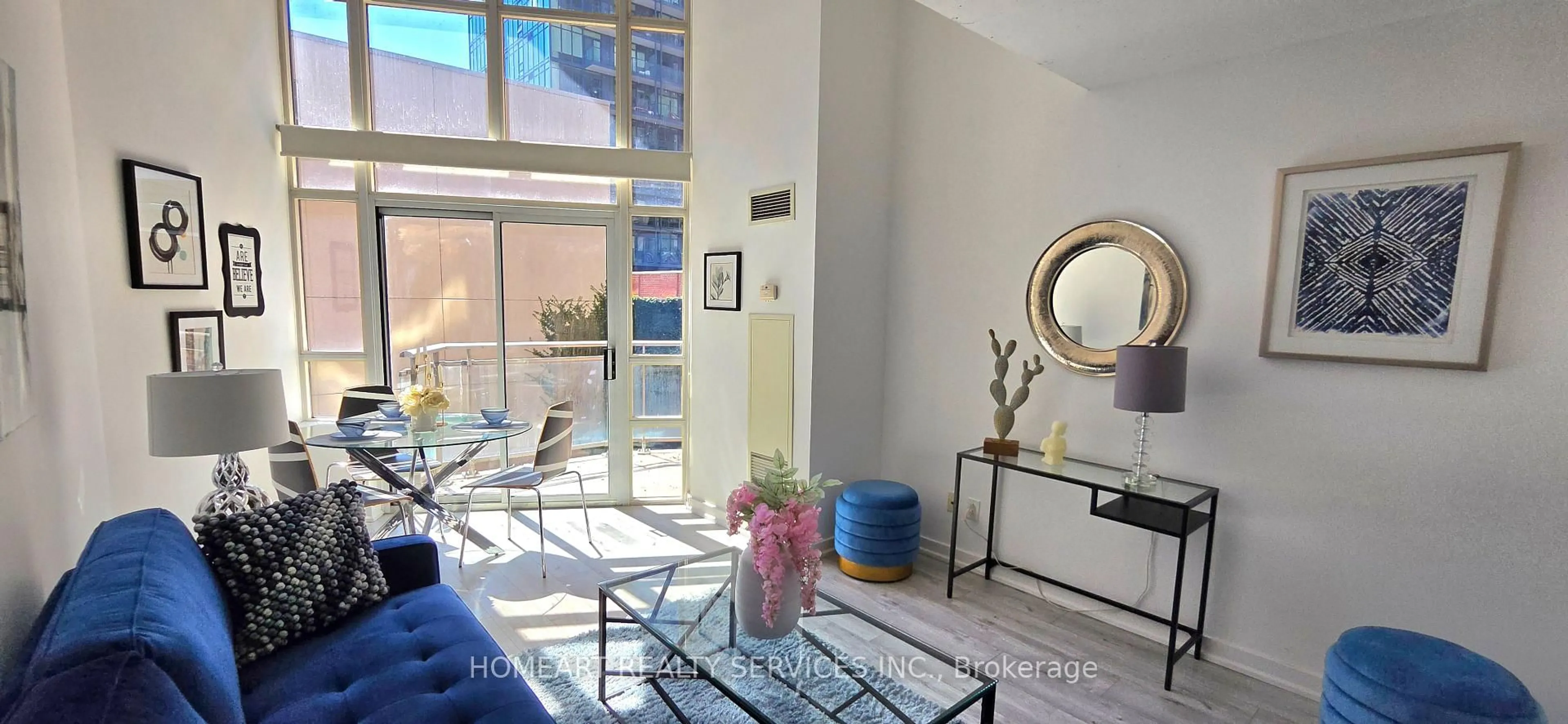 Living room with furniture, unknown for 255 Richmond St #404, Toronto Ontario M5A 4T7