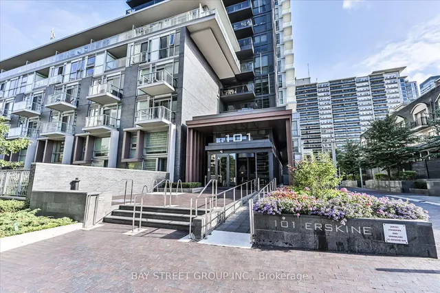 101 erskine Ave #1106, Toronto 4