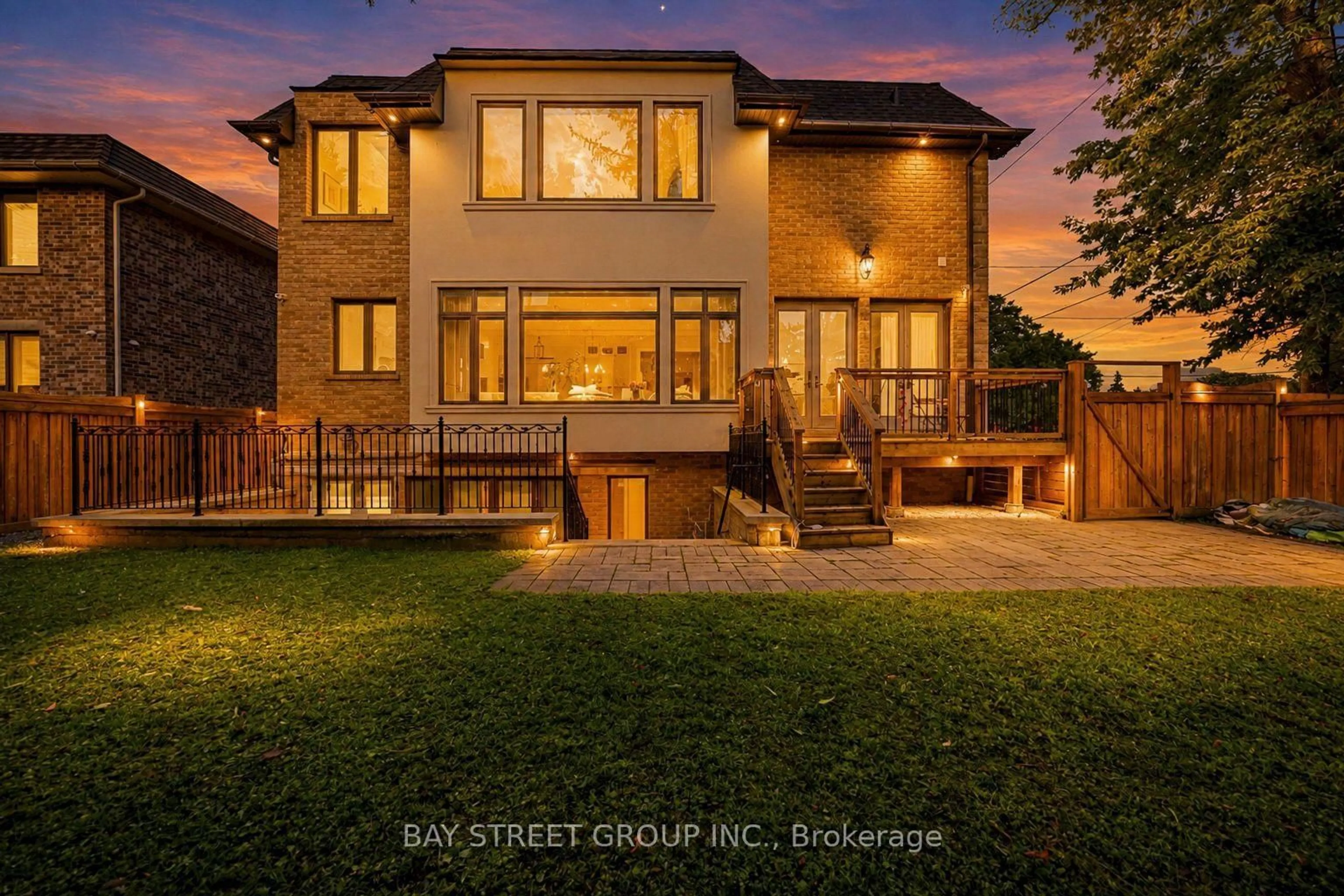 Home with brick exterior material, street for 168 Highgate Ave, Toronto Ontario M2N 5H1