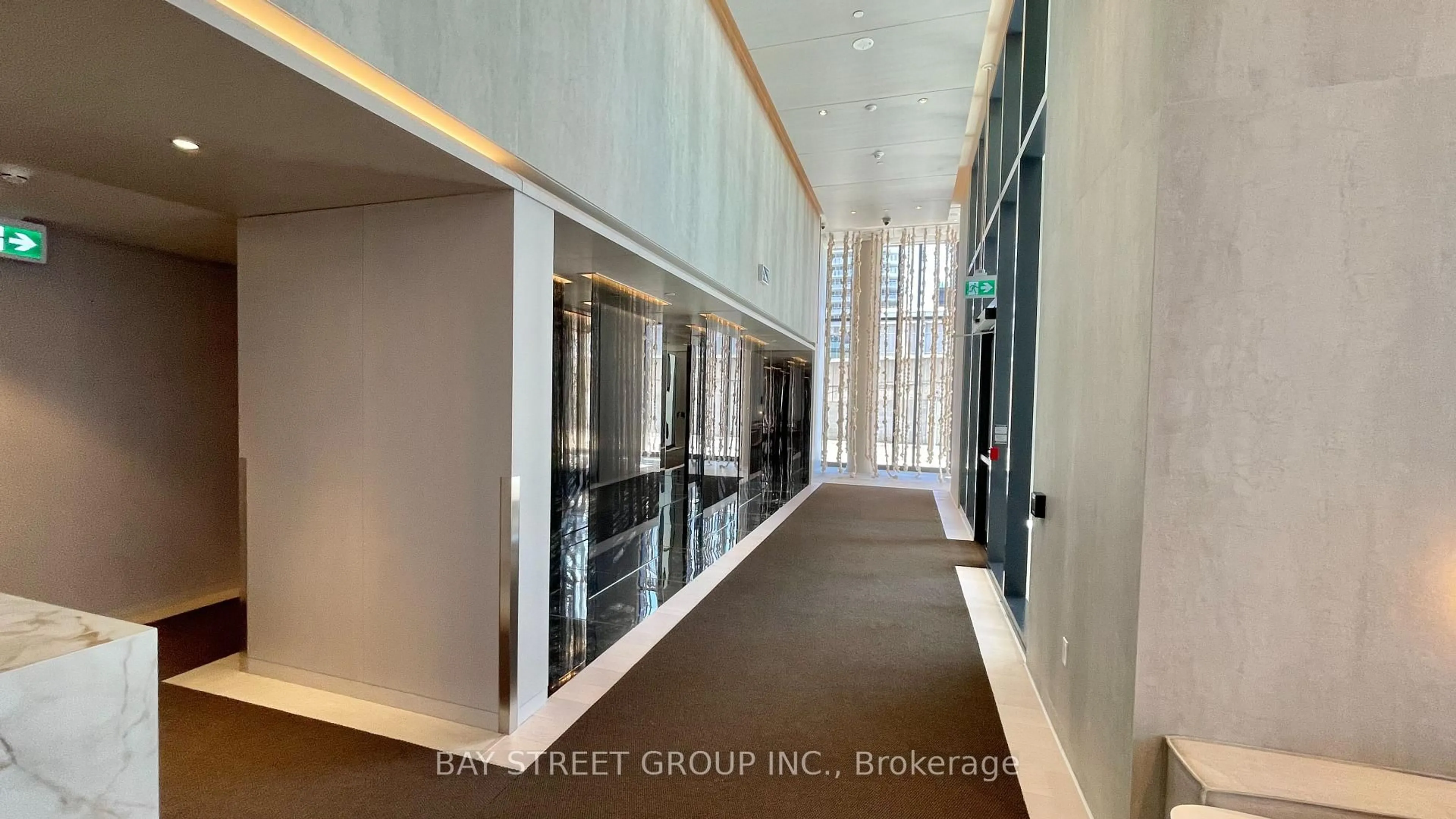 Indoor foyer for 138 Downes St #4302, Toronto Ontario M5E 0E4