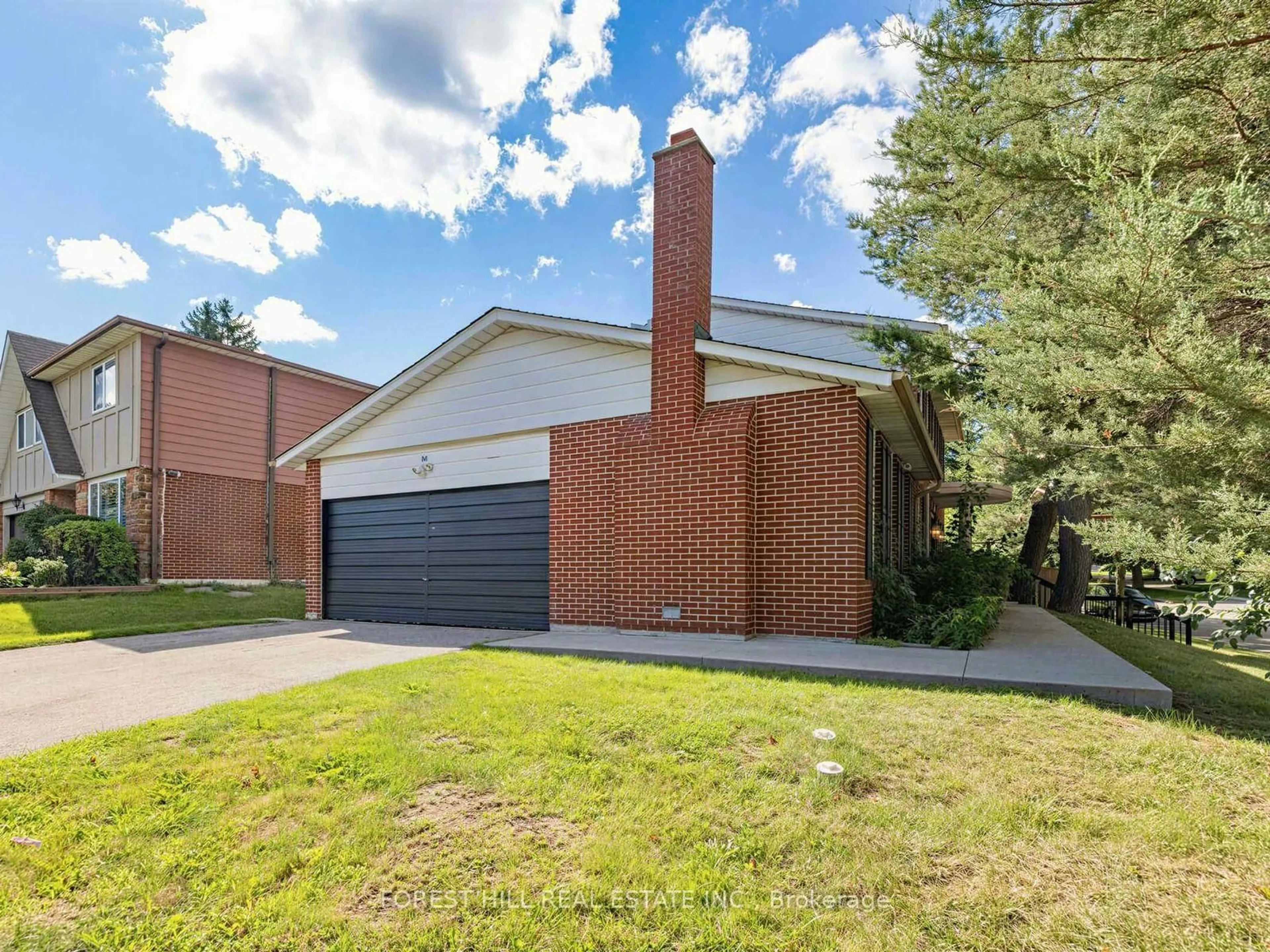 Home with brick exterior material, street for 1 Ames Circ, Toronto Ontario M3B 3B9