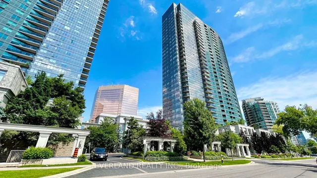 15 Greenview Ave #707, Toronto