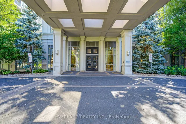 15 Greenview Ave #707, Toronto 4