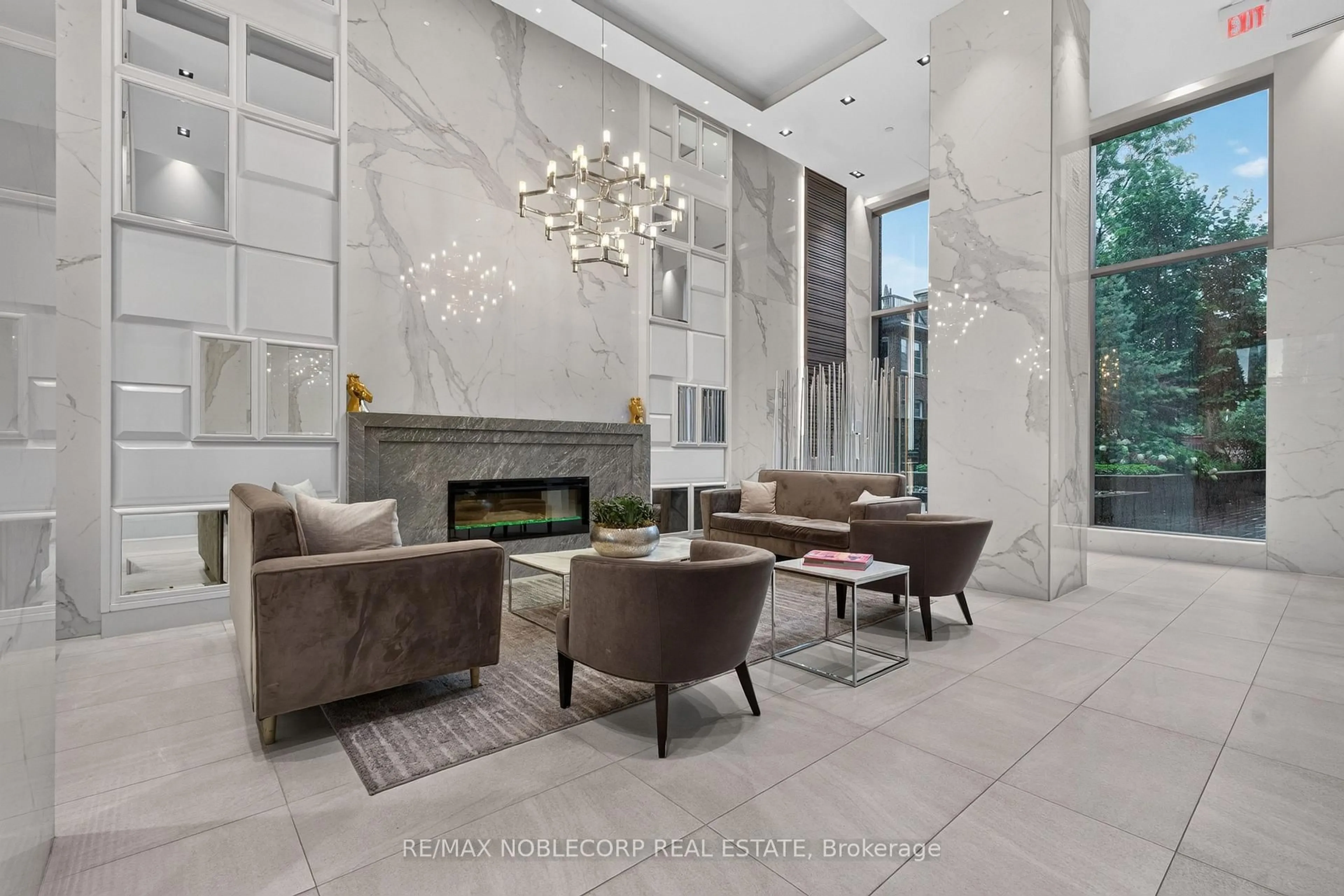 Lobby for 501 St Clair Ave #1911, Toronto Ontario M5P 0A2