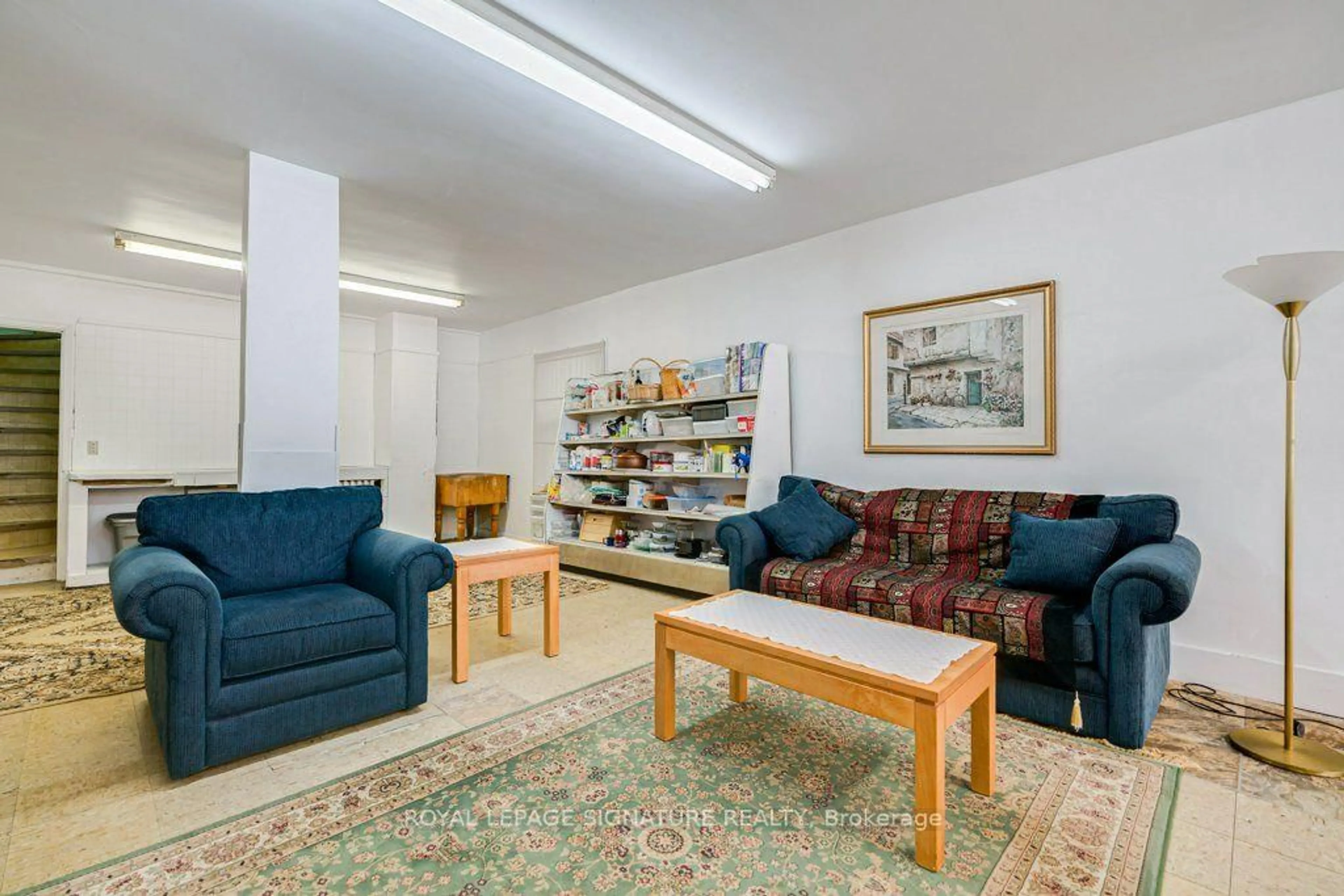 Living room with furniture, unknown for 724 Vaughan Rd, Toronto Ontario M6E 2Y9