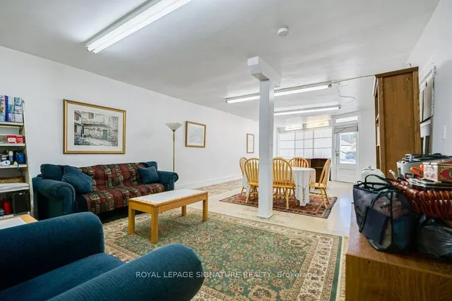 724 Vaughan Rd, Toronto 5