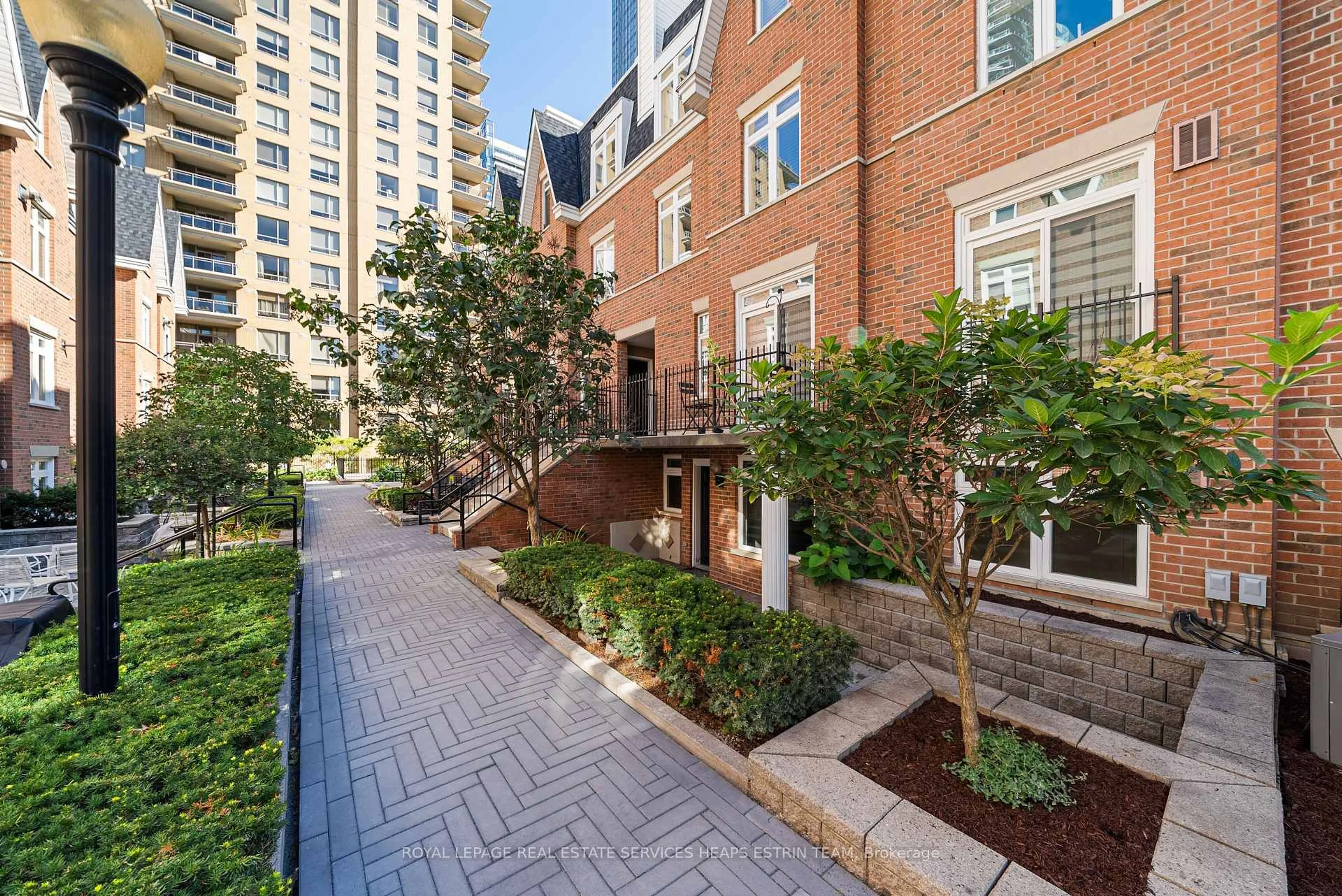 Unknown for 106 Redpath Ave #10, Toronto Ontario M4S 2J7