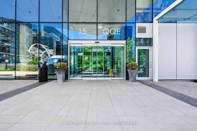 15 Queens Quay #409, Toronto 2