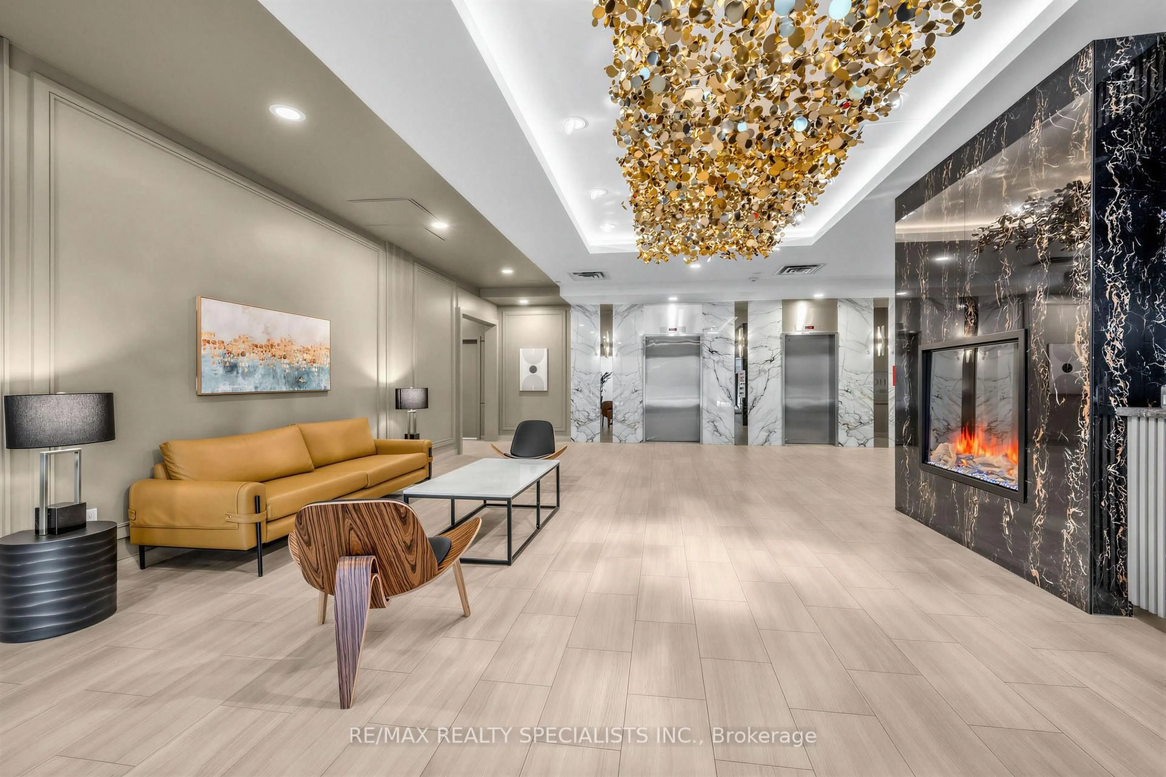 Lobby for 263 Wellington St #503, Toronto Ontario M5V 3E6