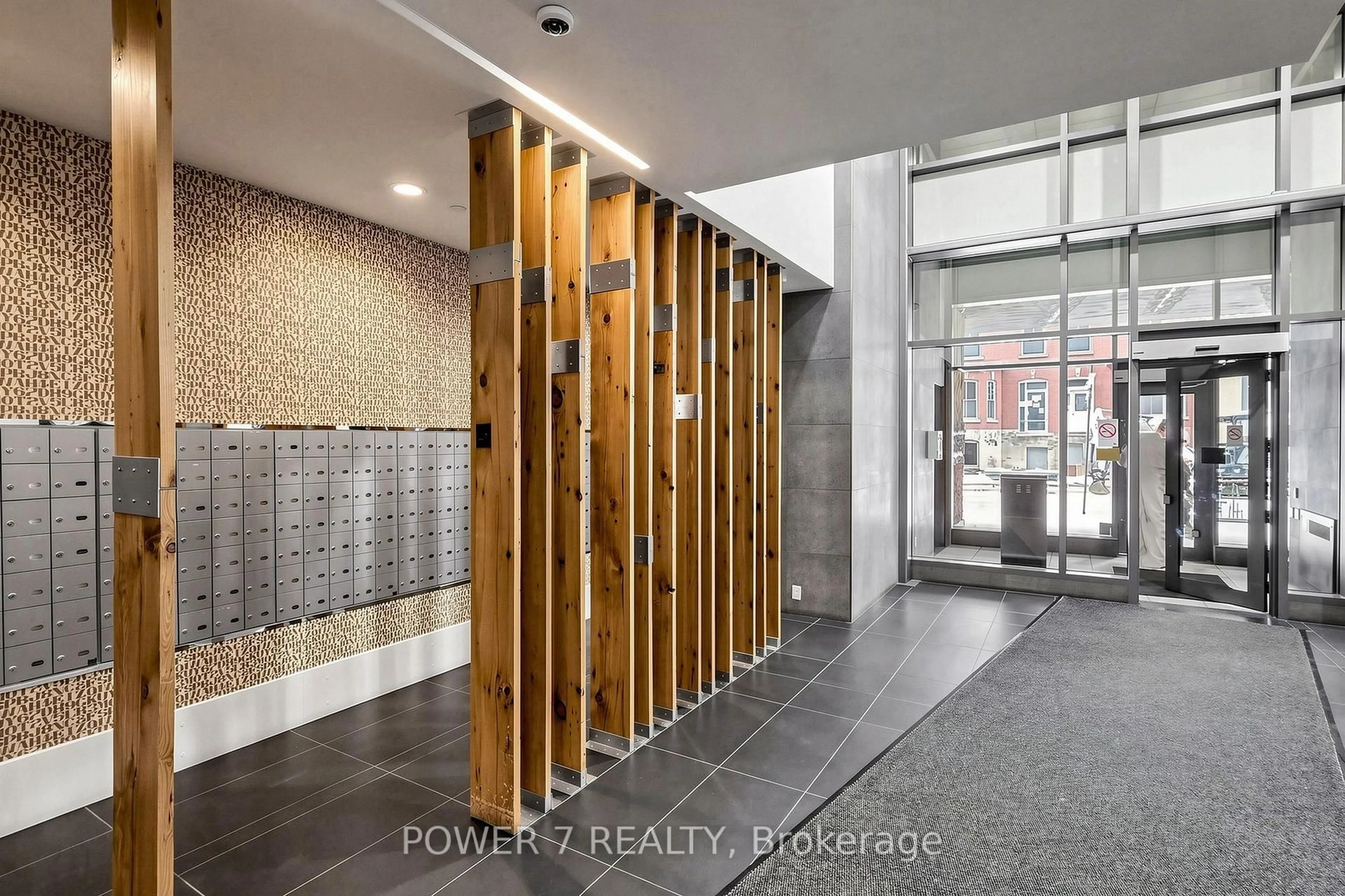 Indoor foyer for 21 Widmer St #4207, Toronto Ontario M5V 0B8