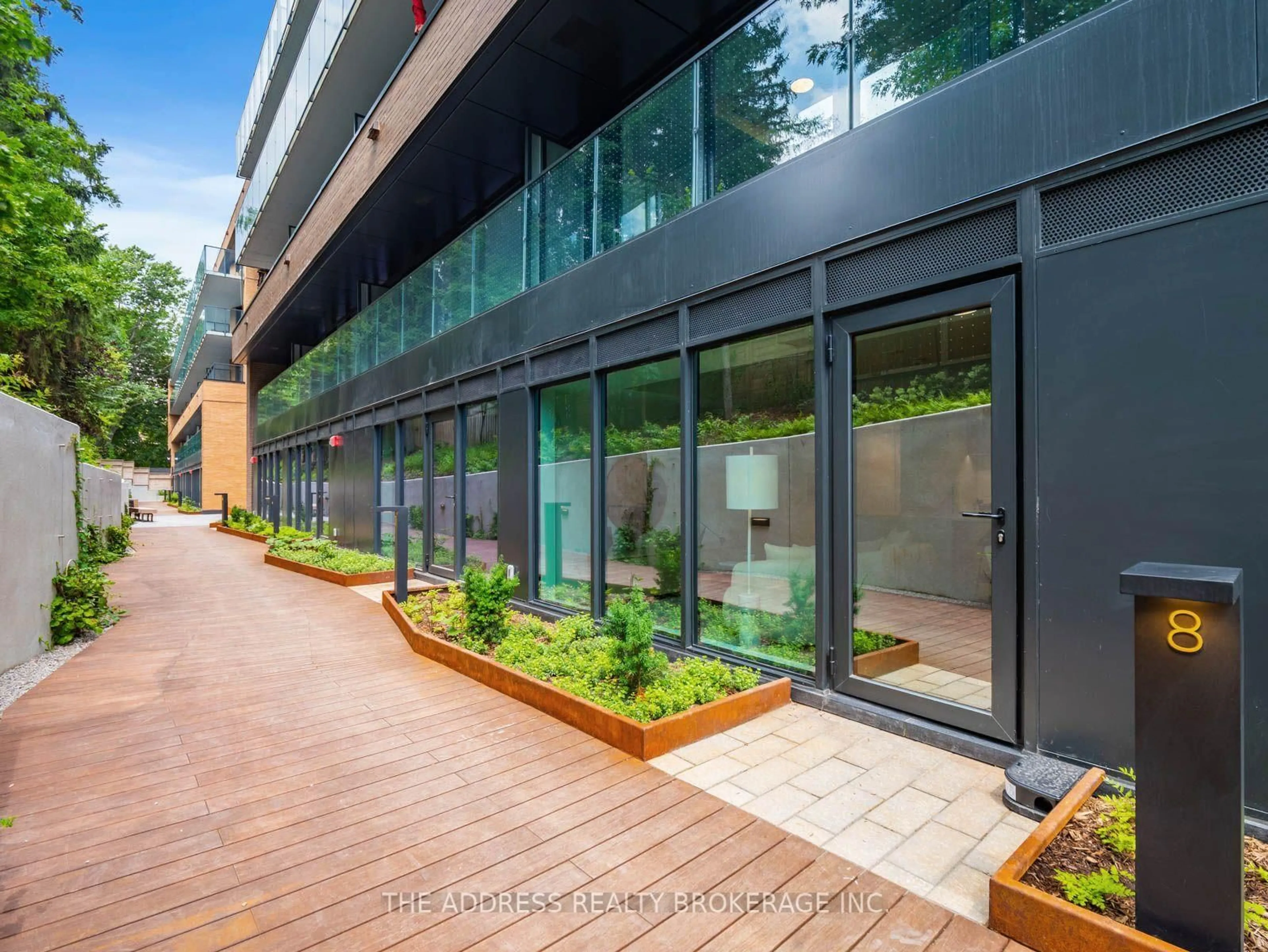 Unknown for 1720 Bayview Ave #TH08, Toronto Ontario M4G 0E5