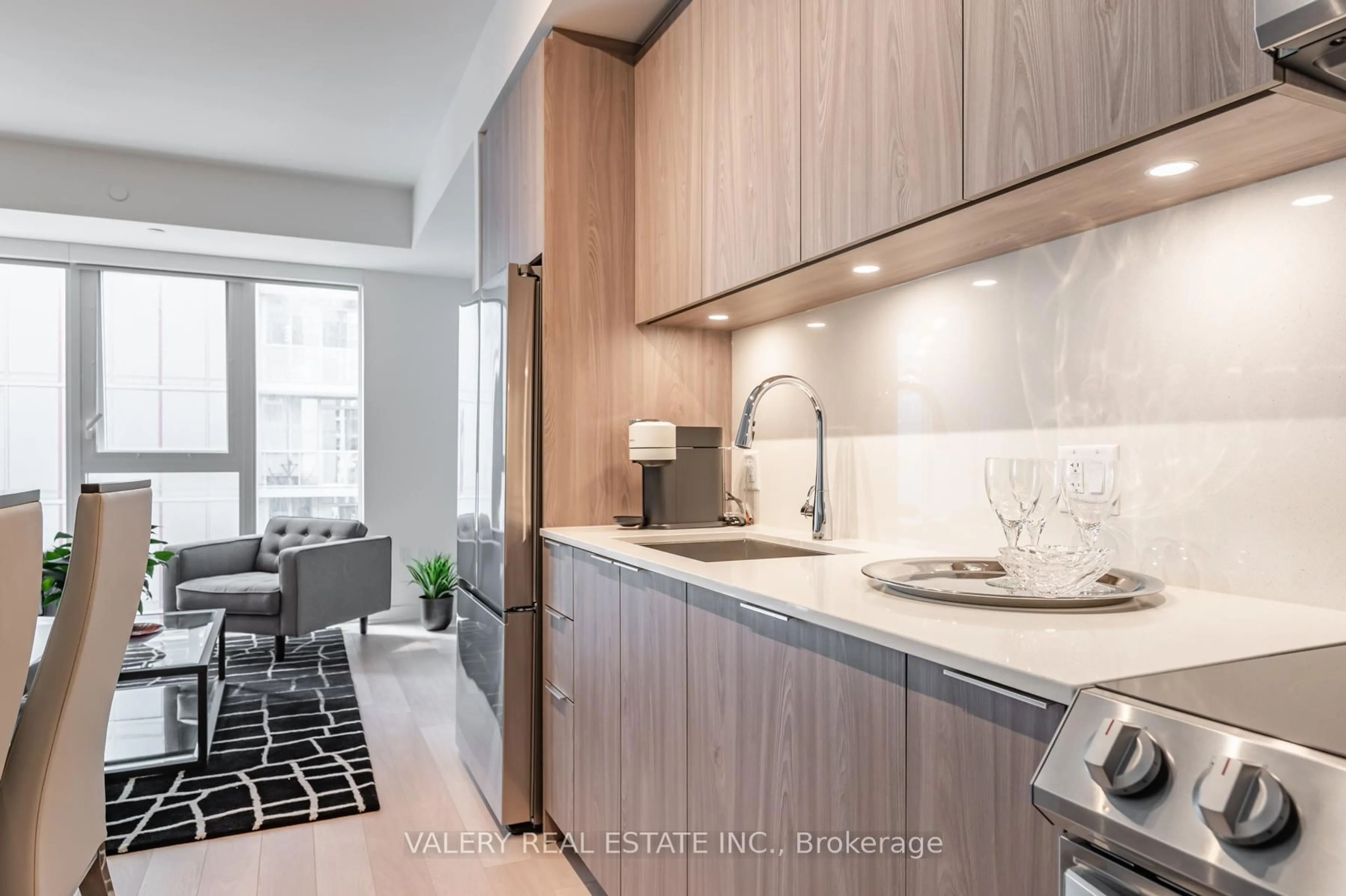 Unknown for 357 King St #3109, Toronto Ontario M5V 0S7
