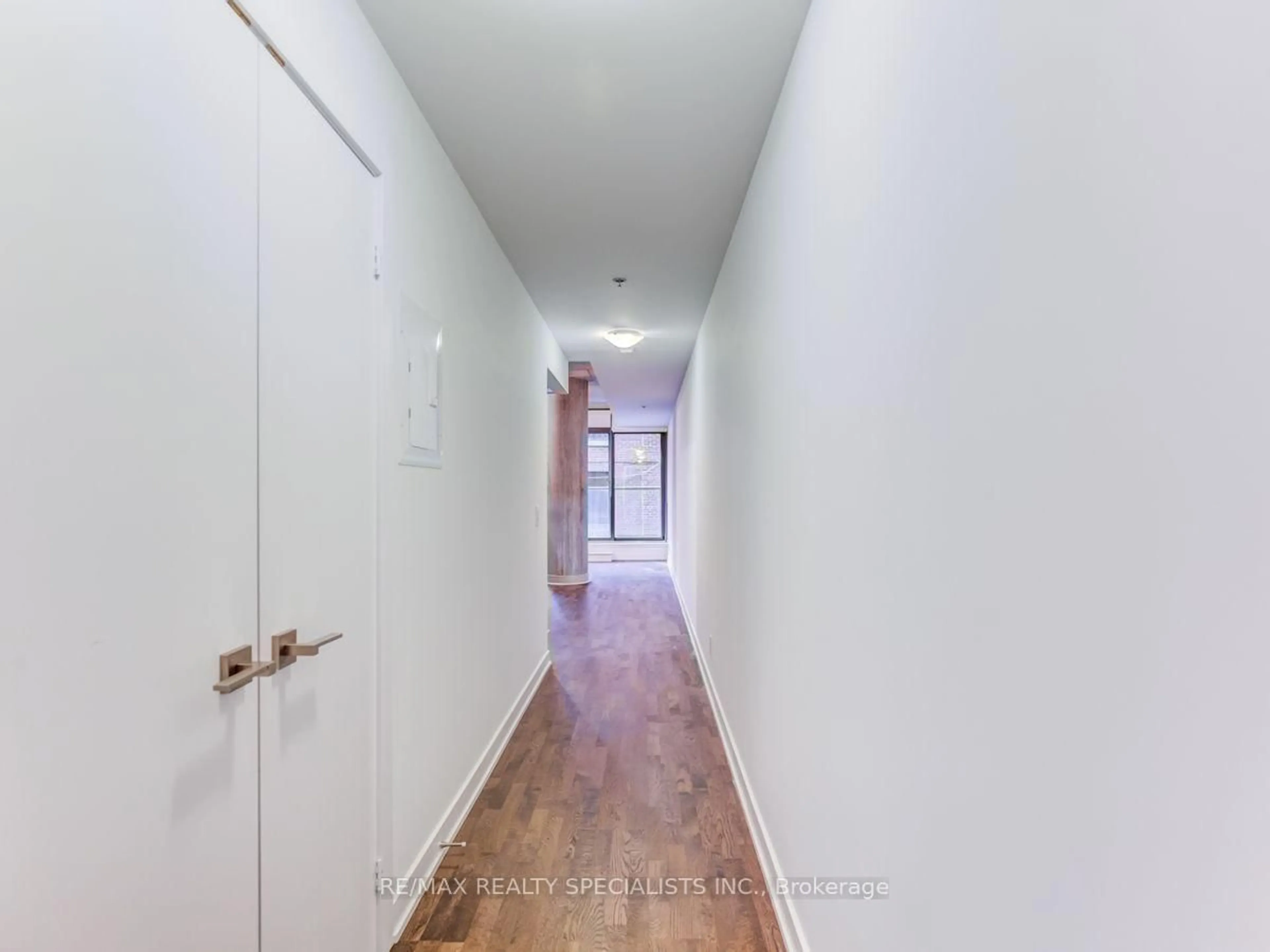 Unknown for 15 Beverley St #304, Toronto Ontario M5T 1X8