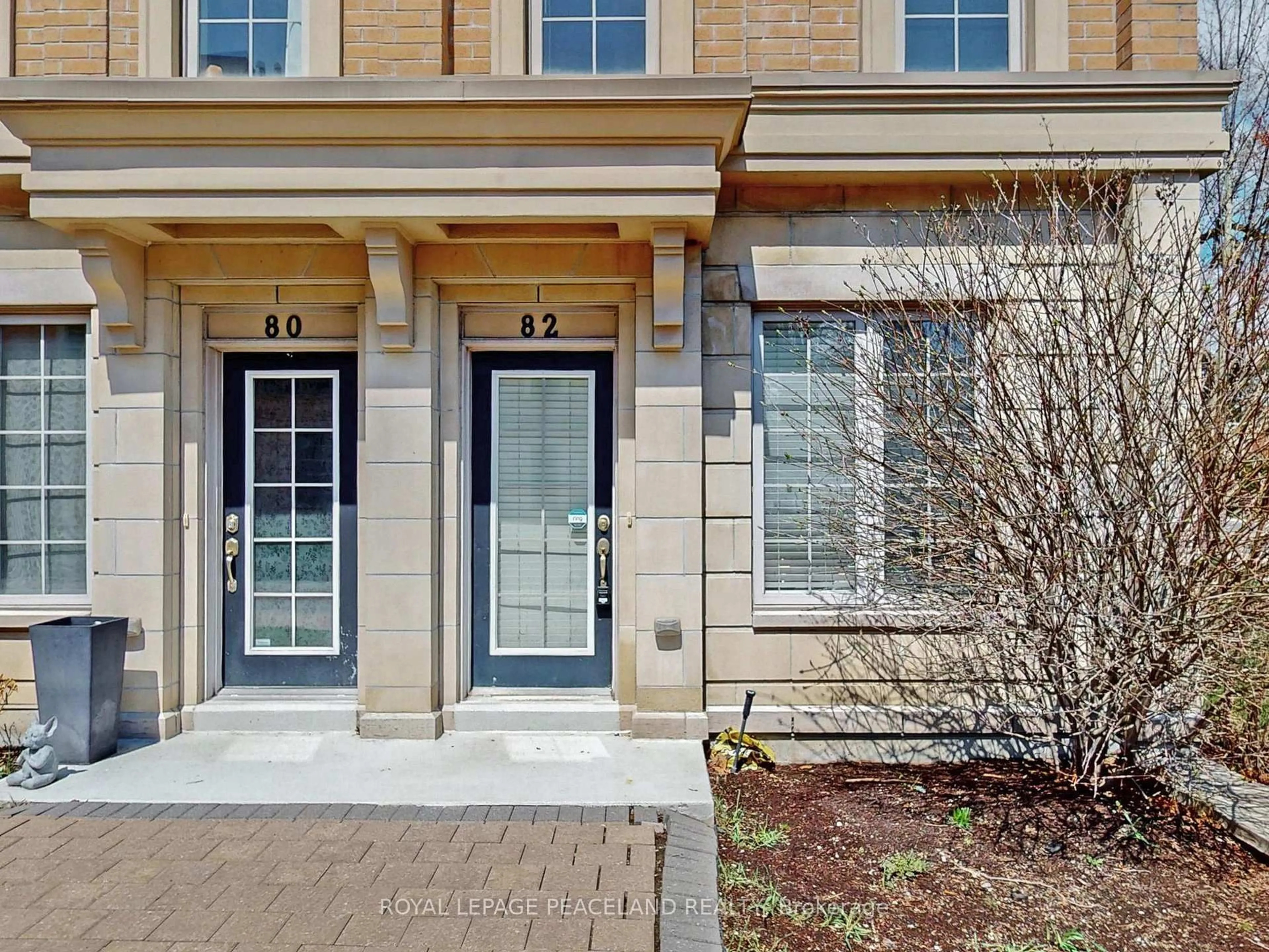 Unknown for 82 Hargrave Lane, Toronto Ontario M4N 0A4