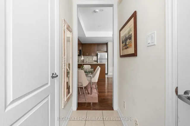 27 Coneflower Cres #31, Toronto 5