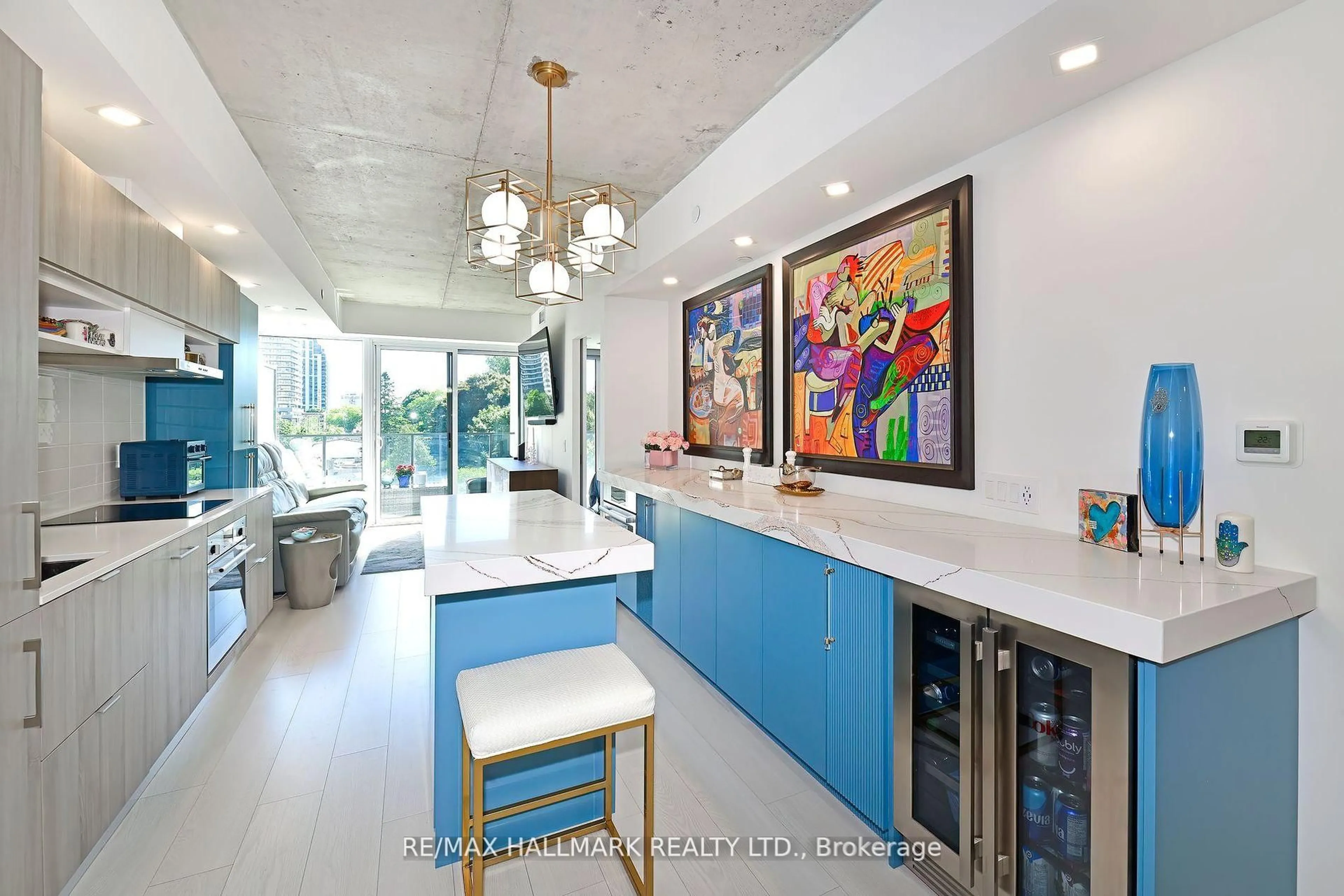 Contemporary kitchen, ceramic/tile floor for 5 Soudan Ave #606, Toronto Ontario M5S 0B1